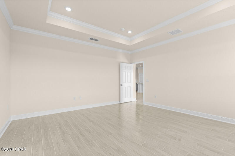 Lake Merial - Residential