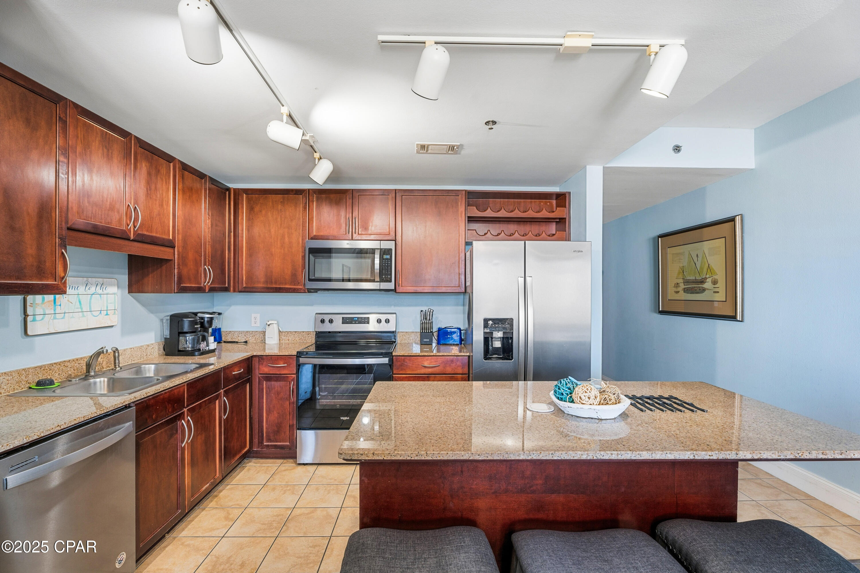 Laketown Wharf - Residential