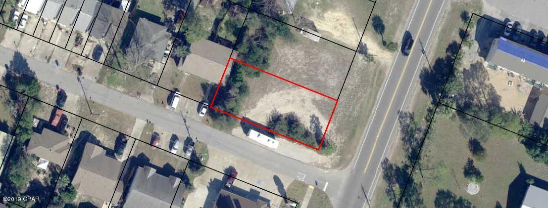 El Centro Beach - Land