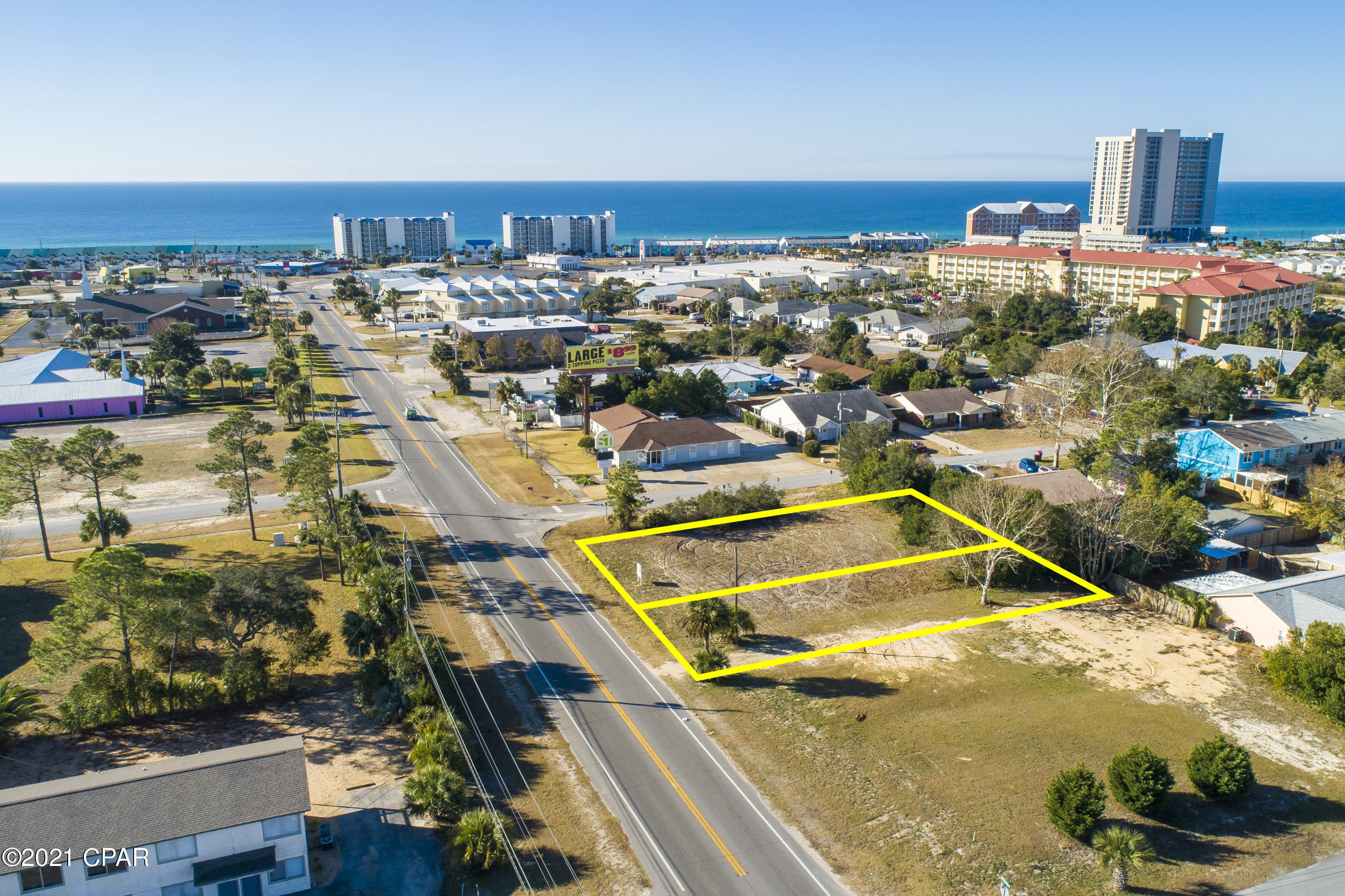 El Centro Beach - Land