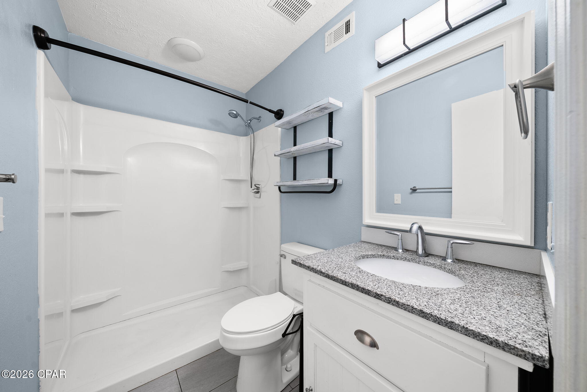 [No Recorded Subdiv] - Residential Lease