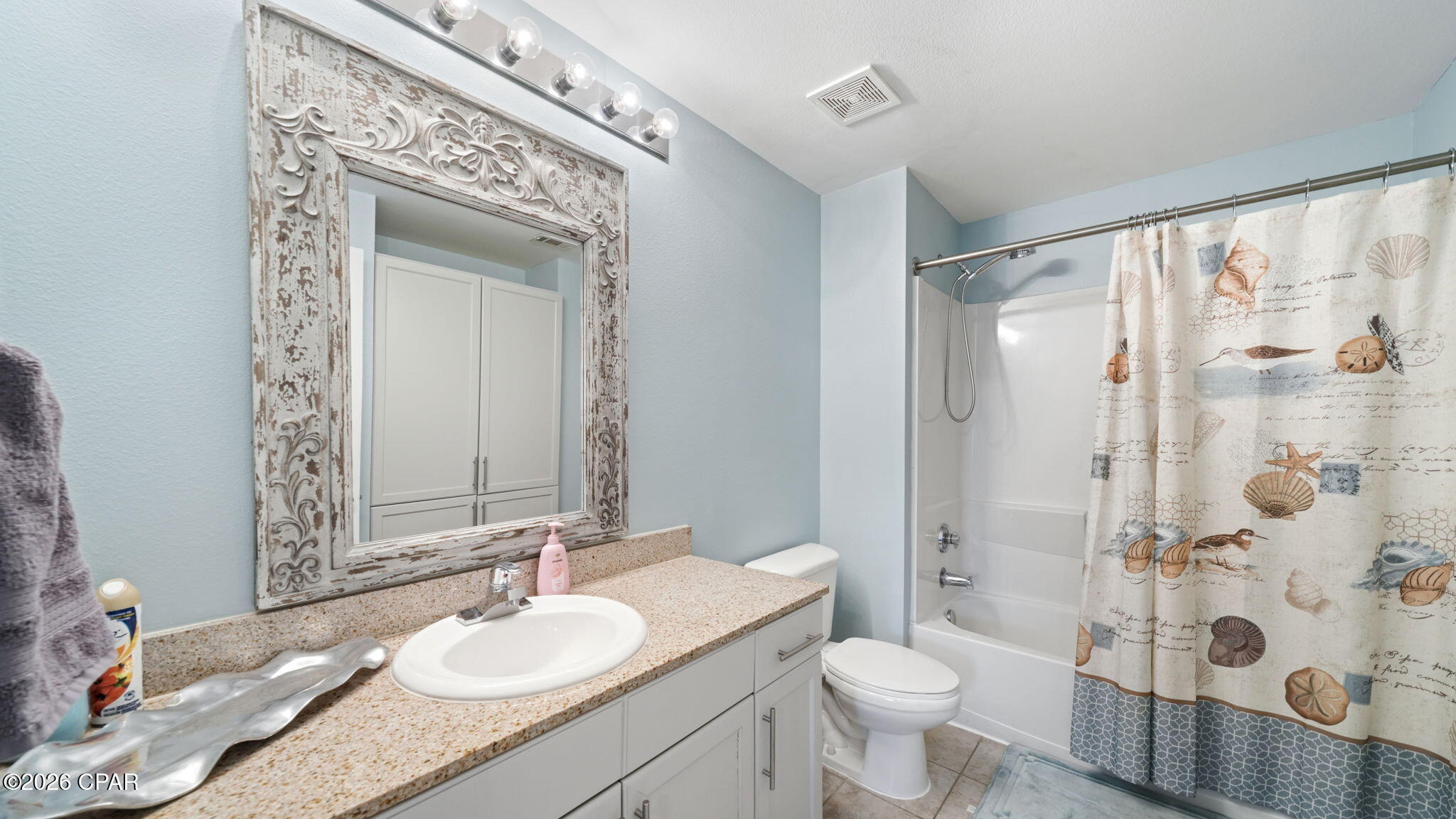 Laketown Wharf - Residential