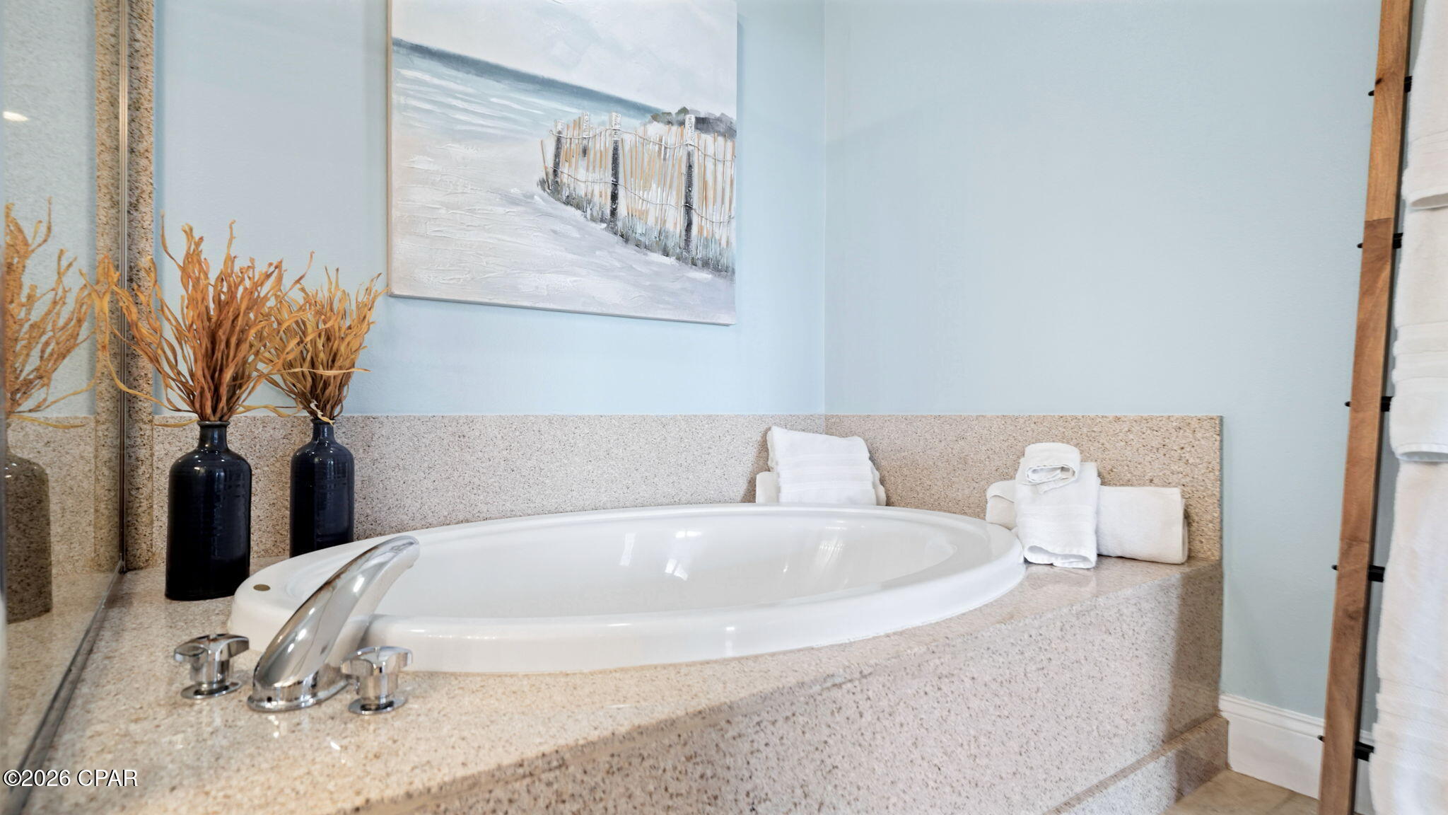 Laketown Wharf - Residential