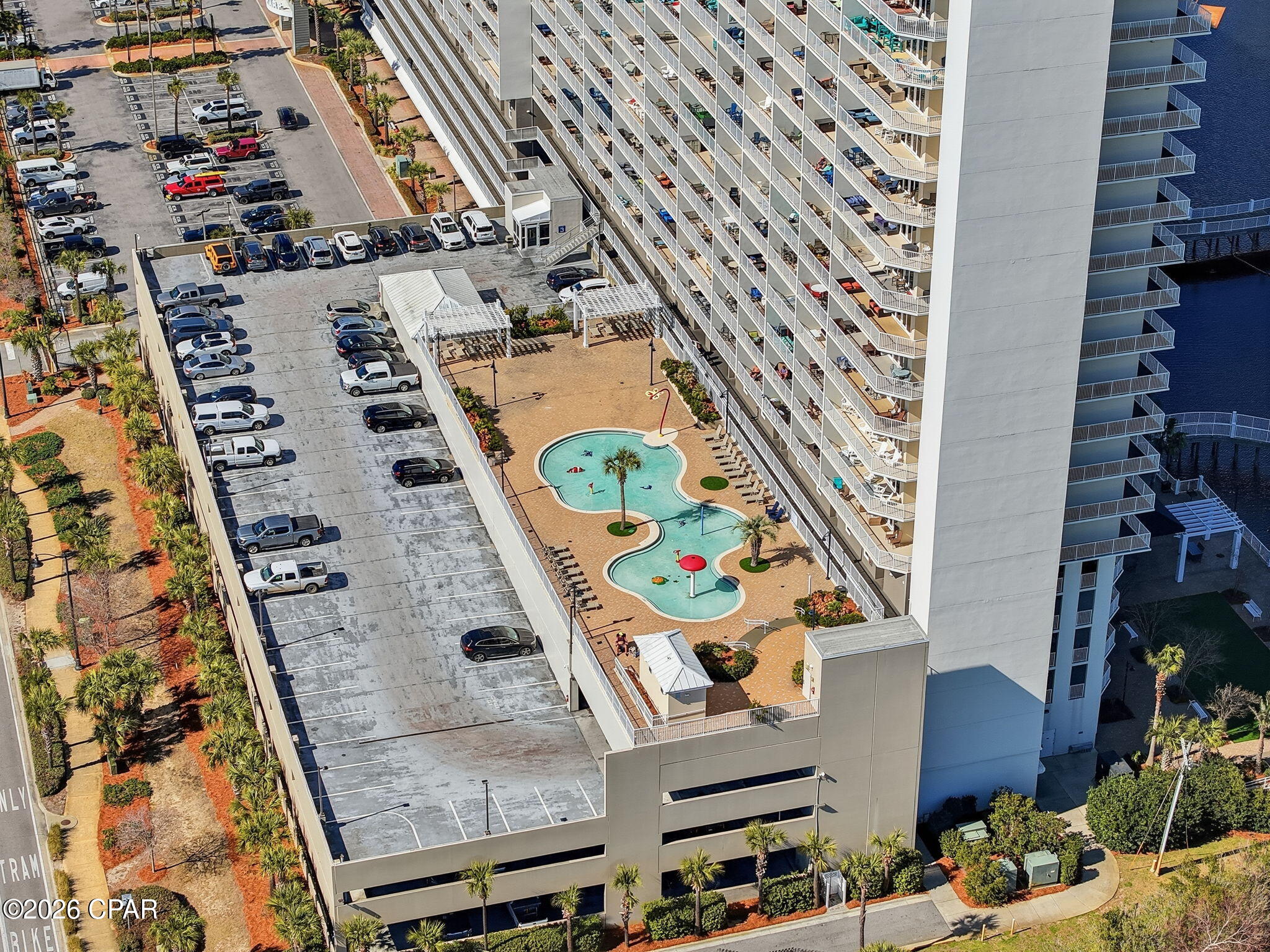 Laketown Wharf - Residential