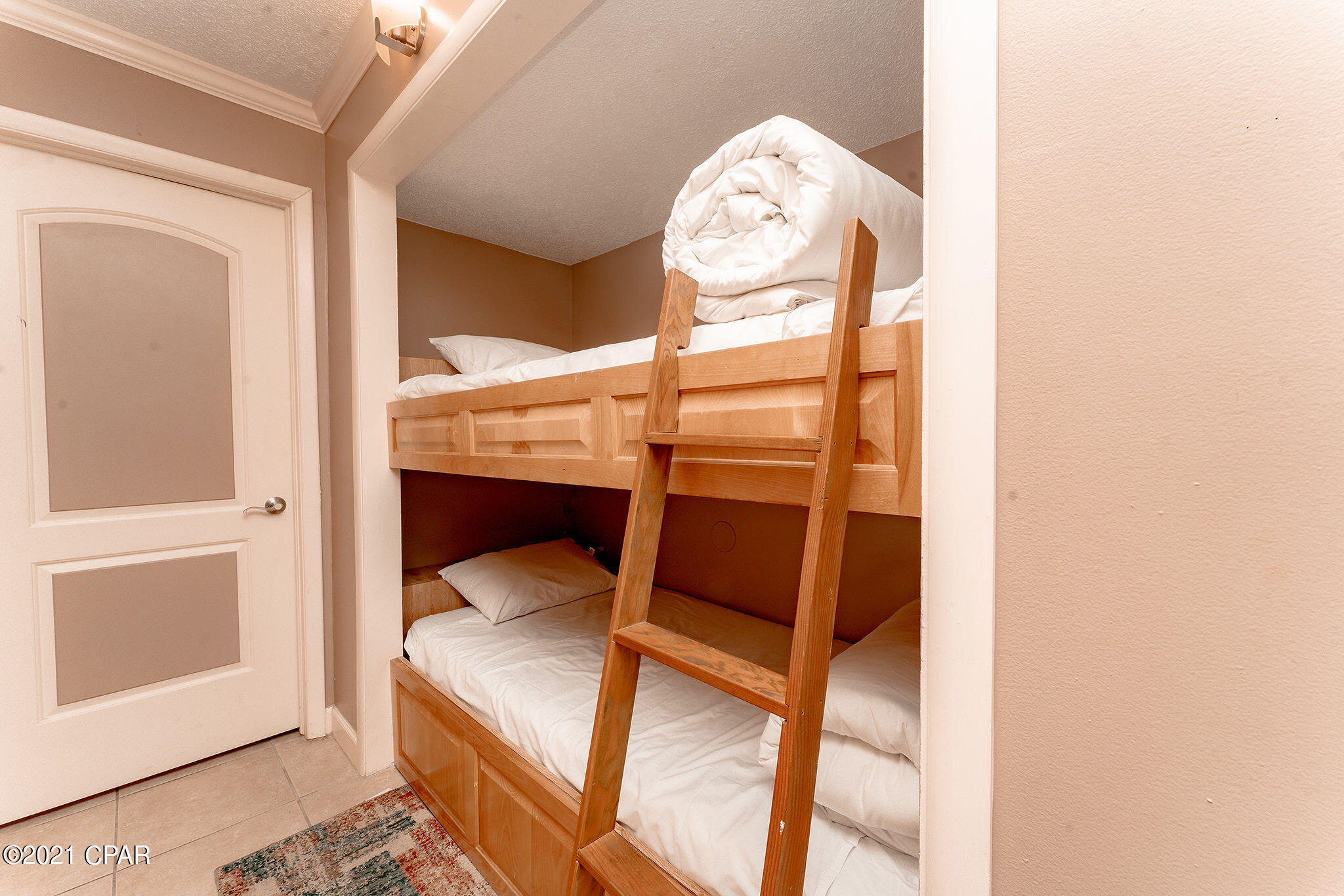 Summit - Residential