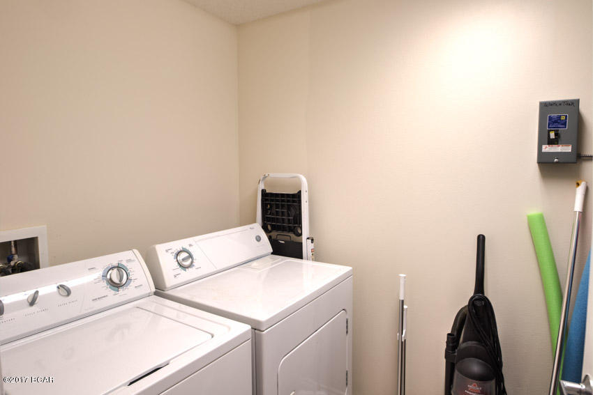 Calypso Towers I - Residential