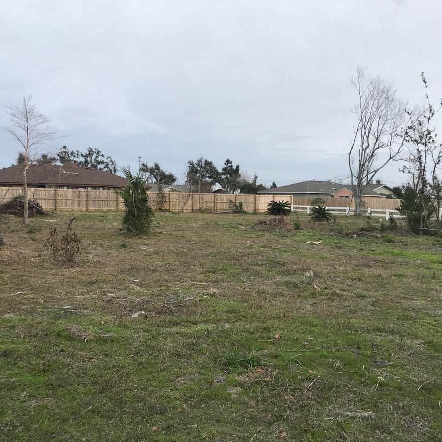 CURRENTLY UNDER CONTRACT, SELLER ACCEPTING BACKUP OFFERS. Beautiful large 107x135 corner lot in  nice, established Callaway neighborhood. Mostly Cleared and ready for you to build your dream home! Located close to Tyndall AFB, schools, parks, shopping, and water activities. All utilities are accessible for city water and city sewer. Owner's legal representative is a licensed real estate broker.