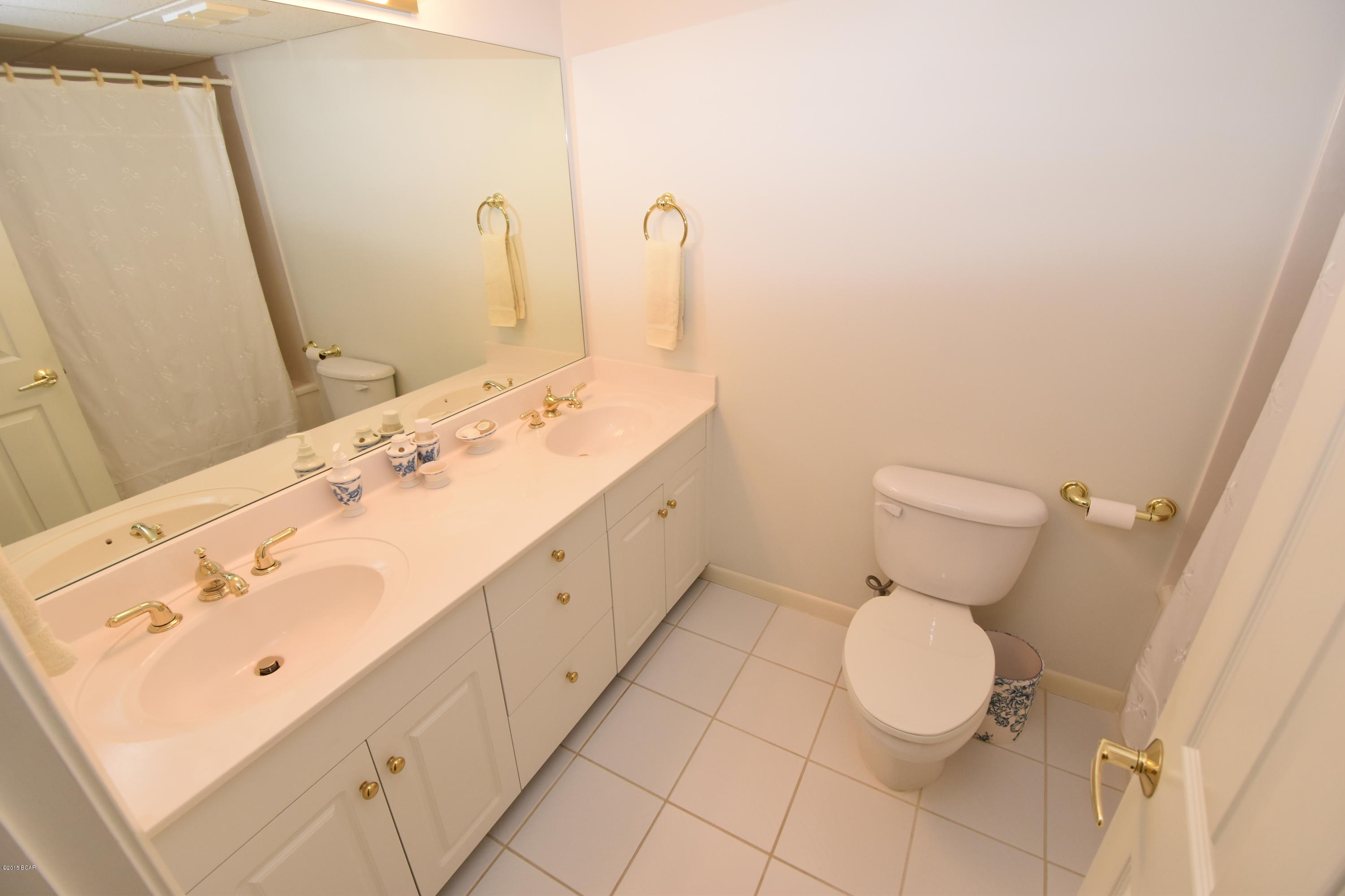 Long Beach Towers IV - Residential