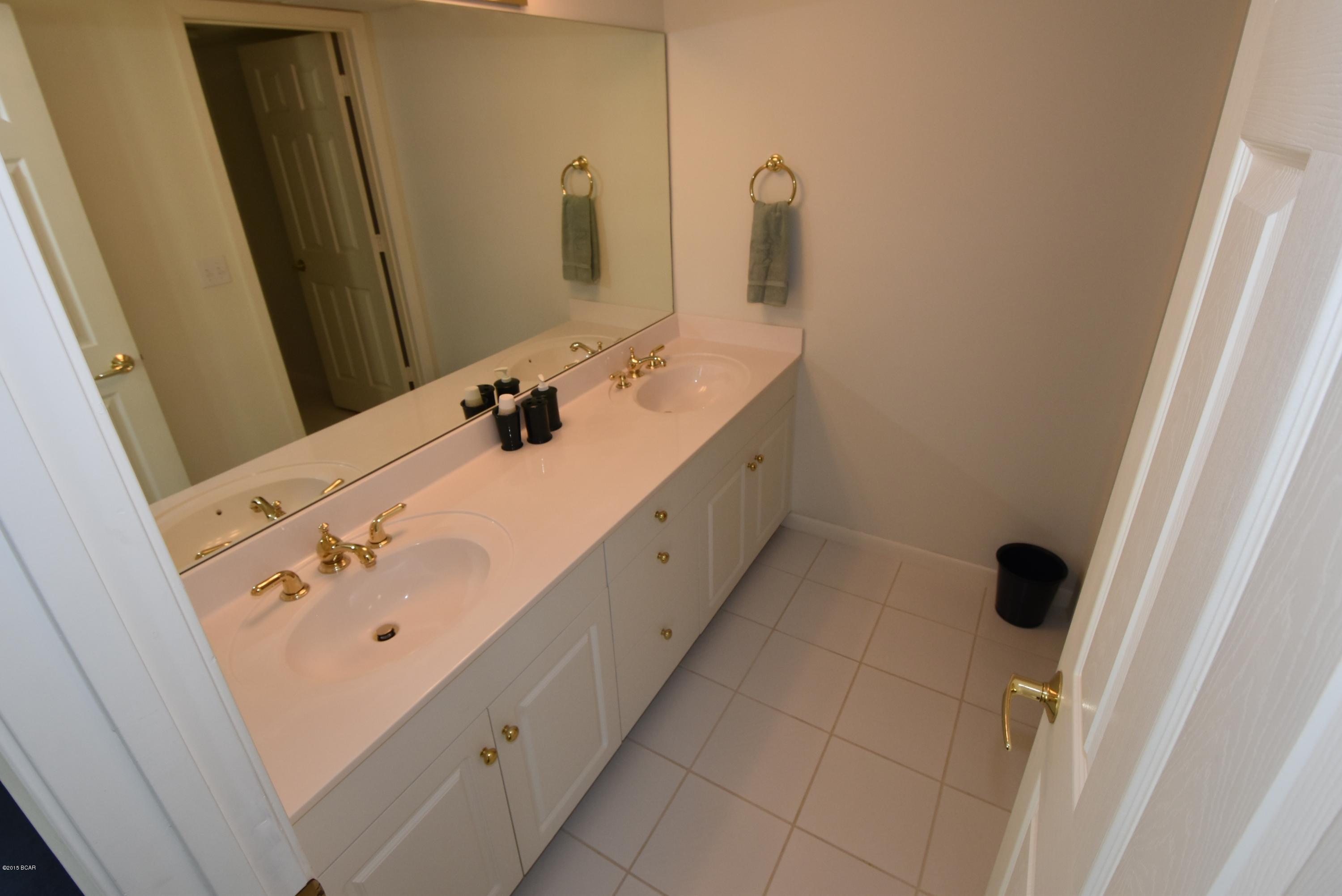 Long Beach Towers IV - Residential