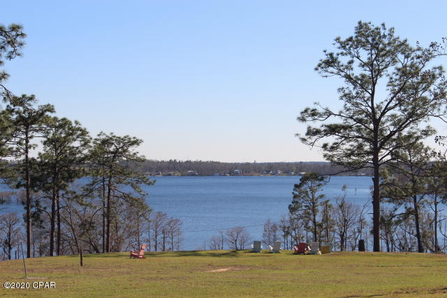 Compass Lake In The Hills - Land