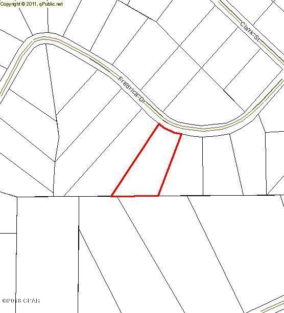 Compass Lake In The Hills - Land