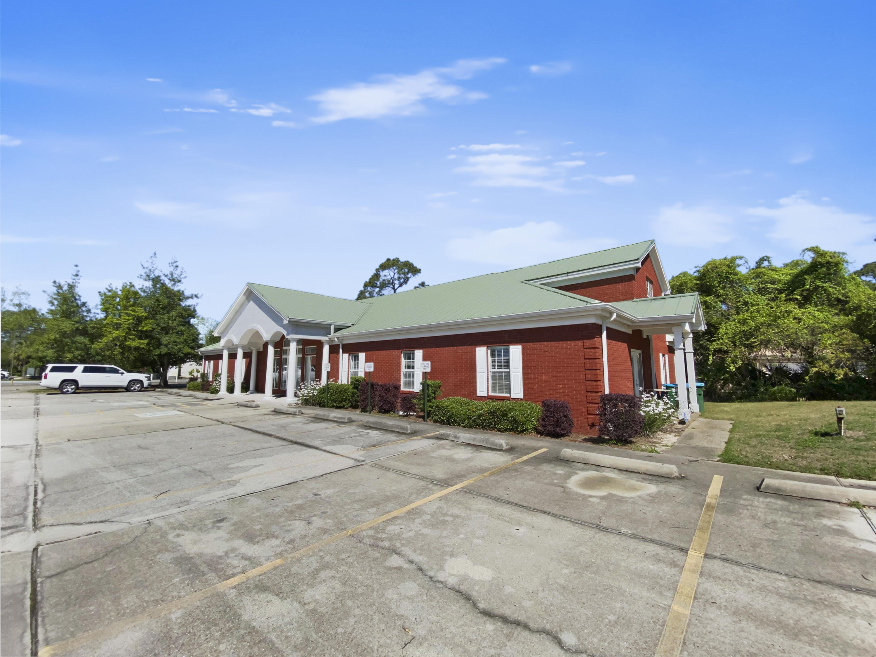 No Named Subdivision - Commercial Lease