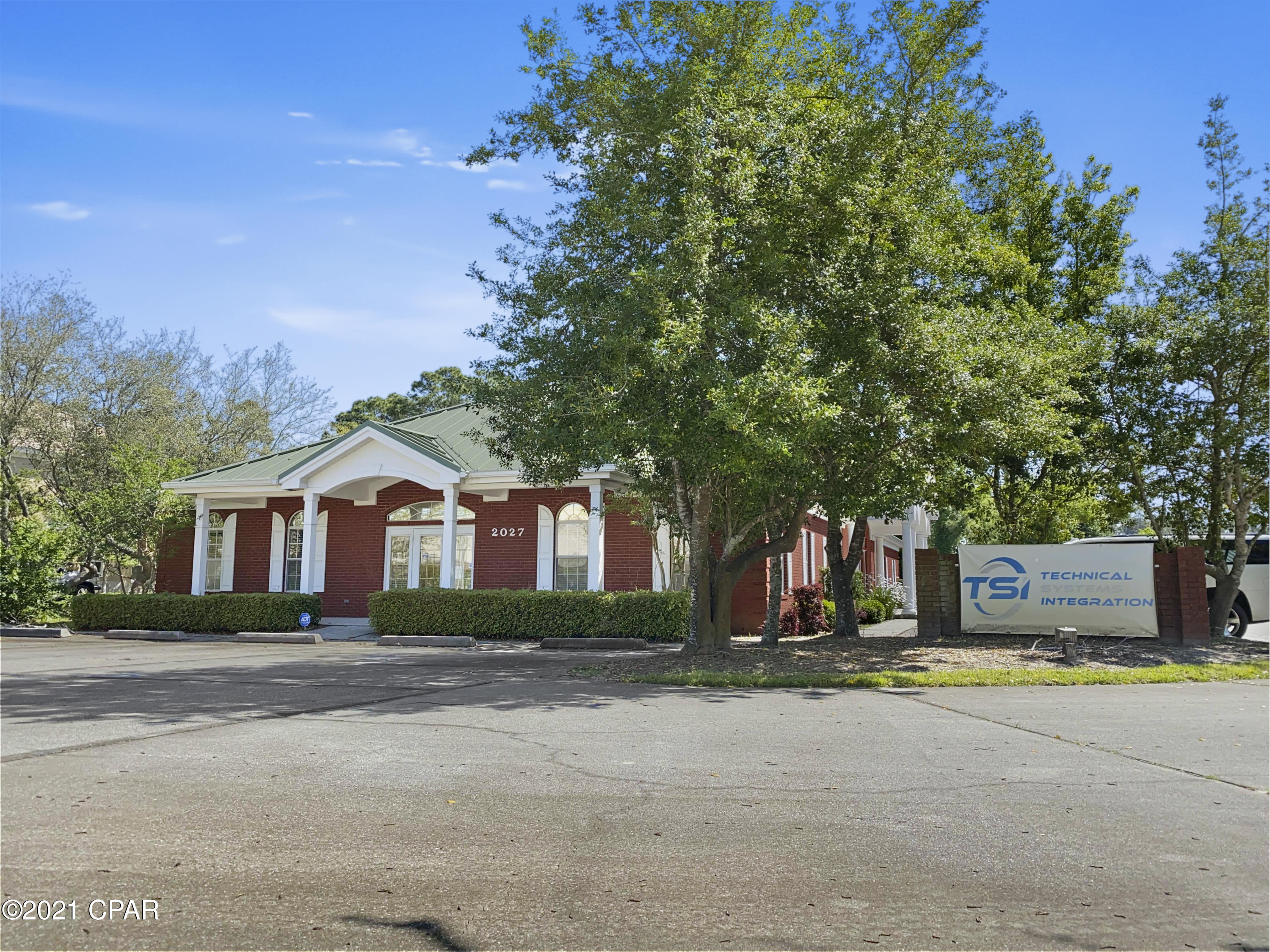 No Named Subdivision - Commercial Lease