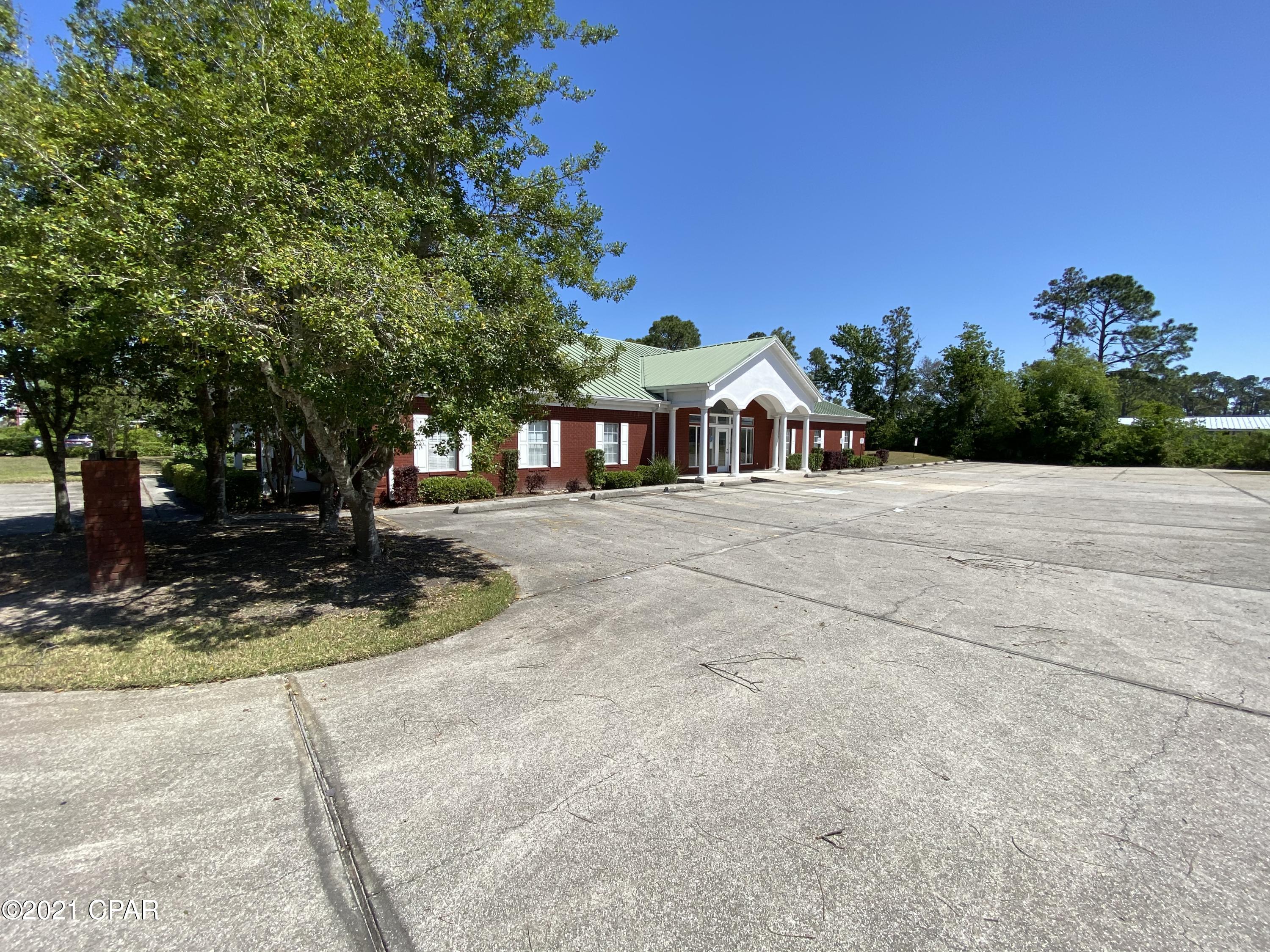 No Named Subdivision - Commercial Lease