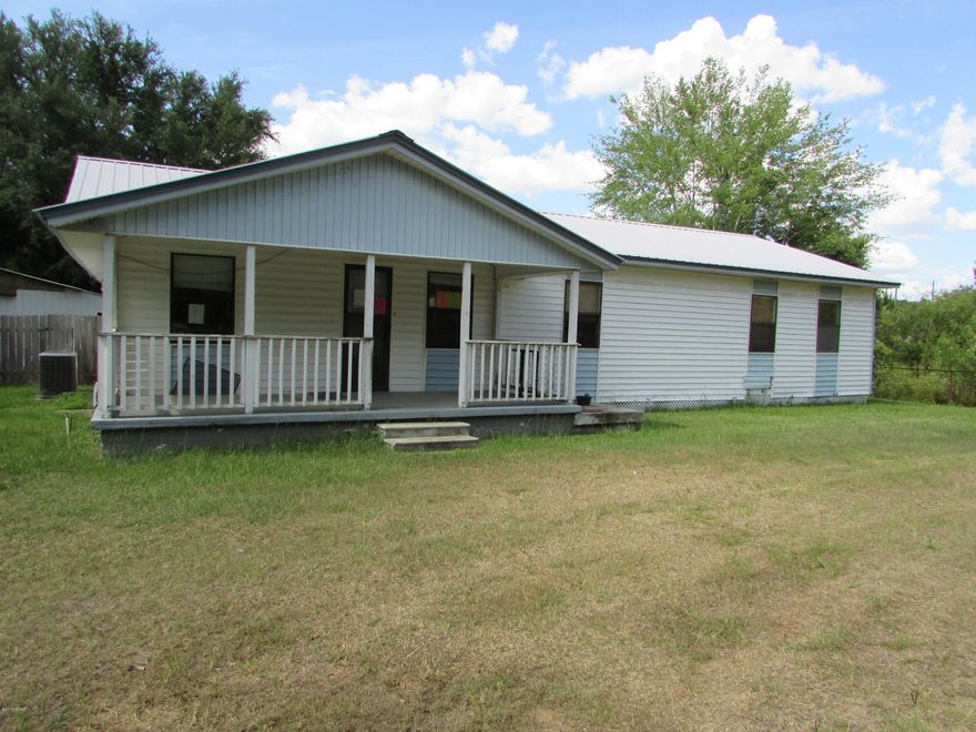 So much Possibilities!!! 3 Bedroom 1 Bath home  with 1640 sq. ft. located in Chipley. Close to Schools and Shopping and easy access to I-10. Vinyl Siding for easy care. Fenced backyard with Storage building, metal roof. Front porch to relax on.  Home needs some work but can make the perfect home! See attachment for PAS requirements and WFHM offer submittal information in MLS document section