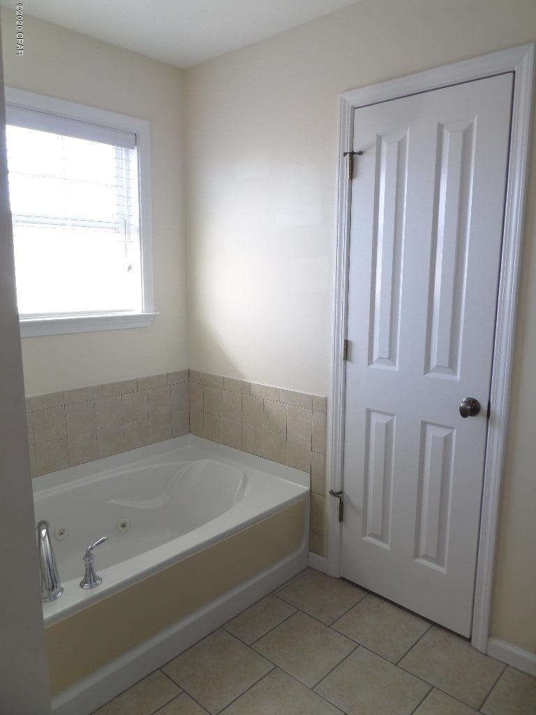 Annabella's Townhomes - Residential Lease