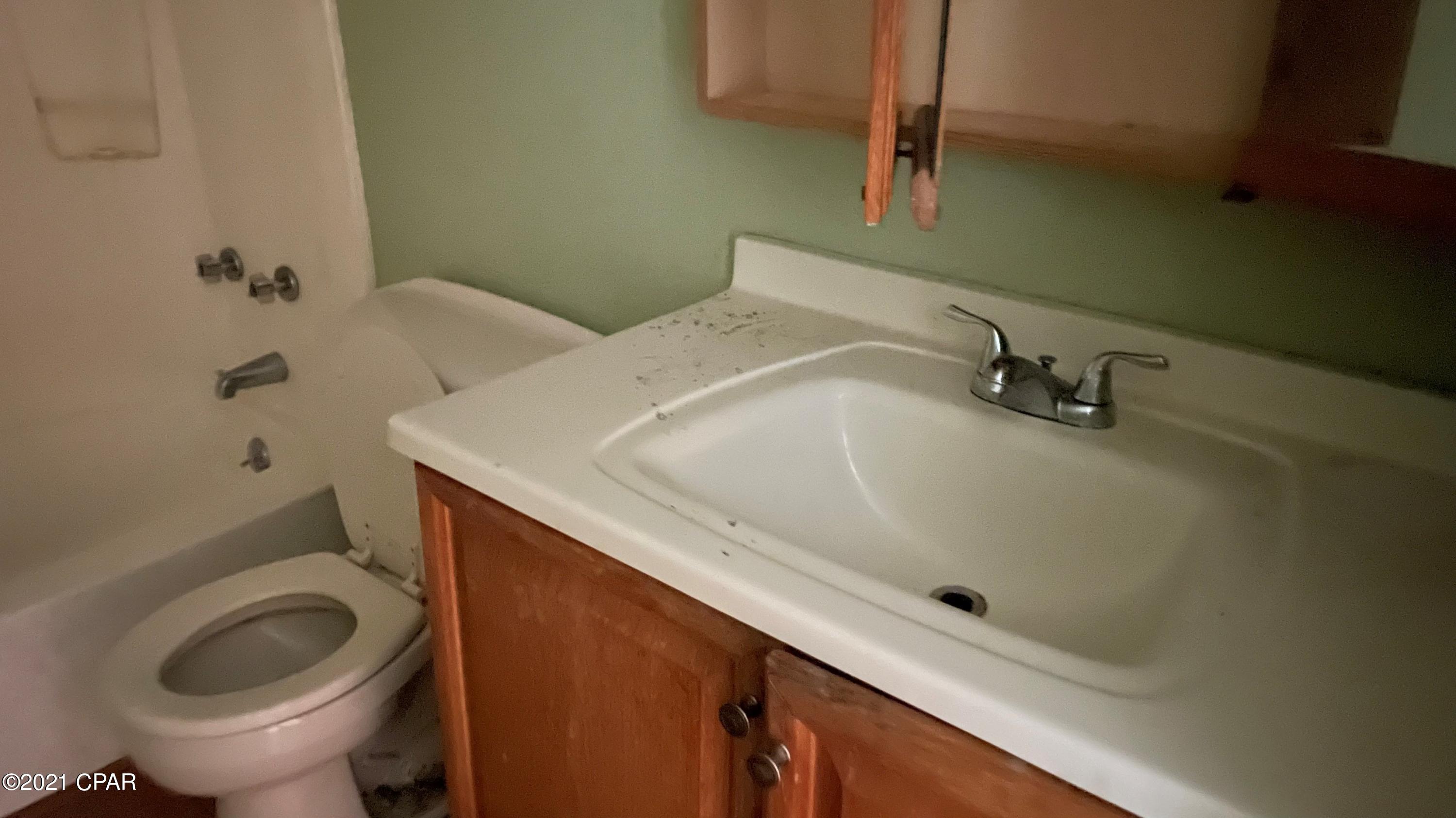 Grand Lagoon Cove Condominium - Residential