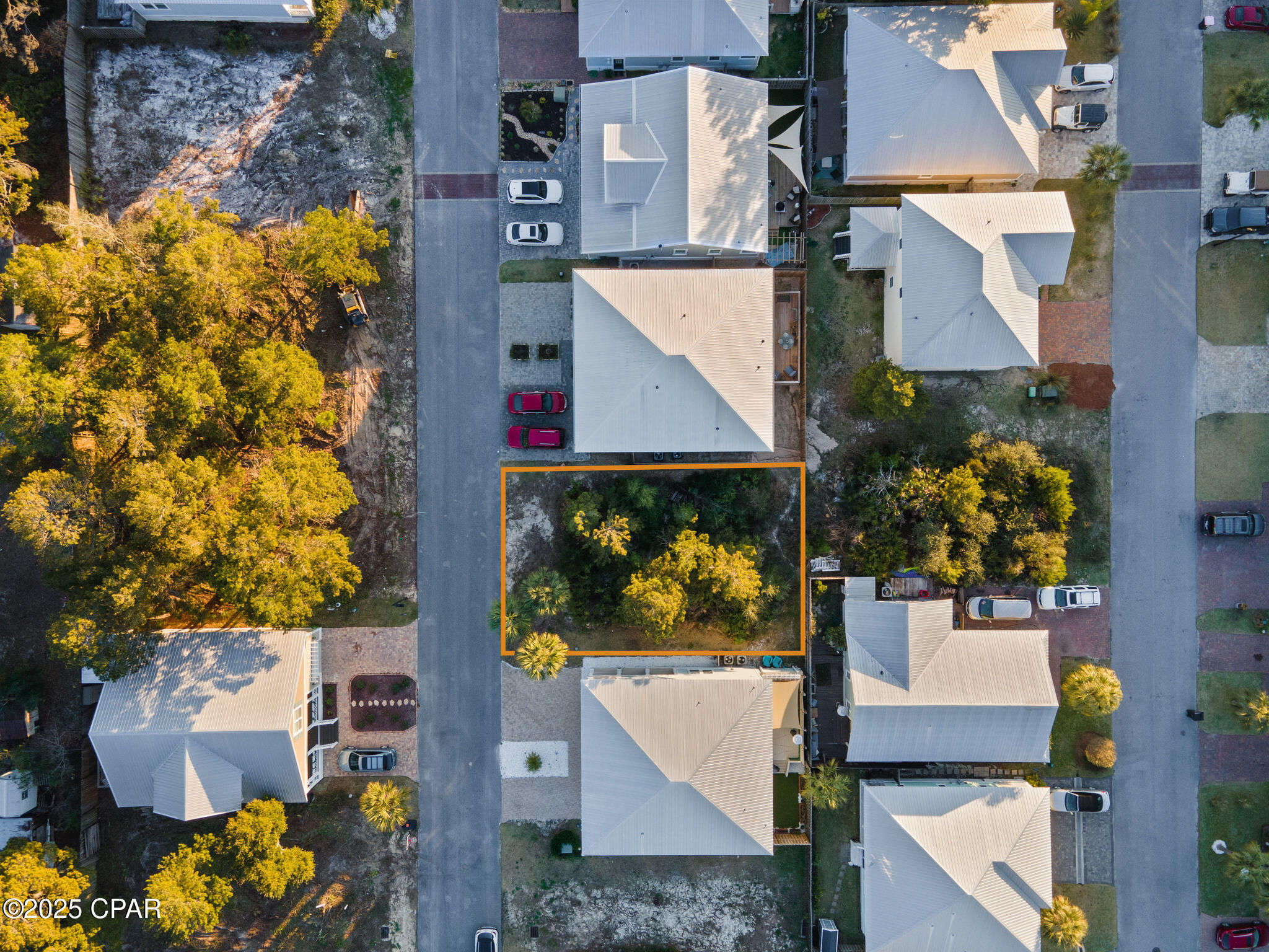 Paradise Grove - Land