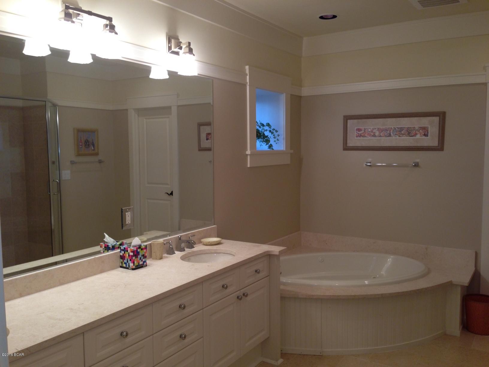 Lakeside Lodge At Prospect Pt - Residential Lease