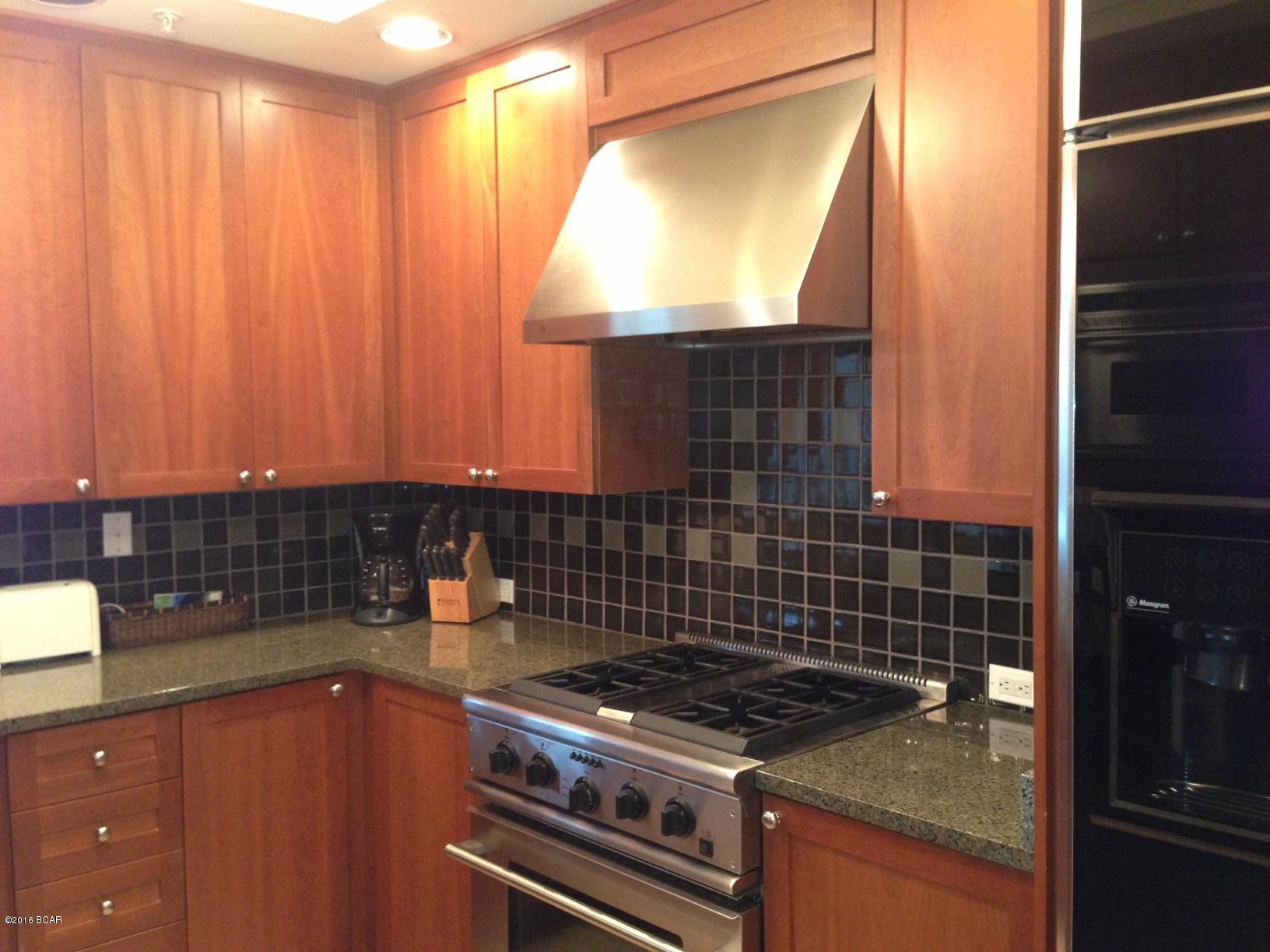 Lakeside Lodge At Prospect Pt - Residential Lease