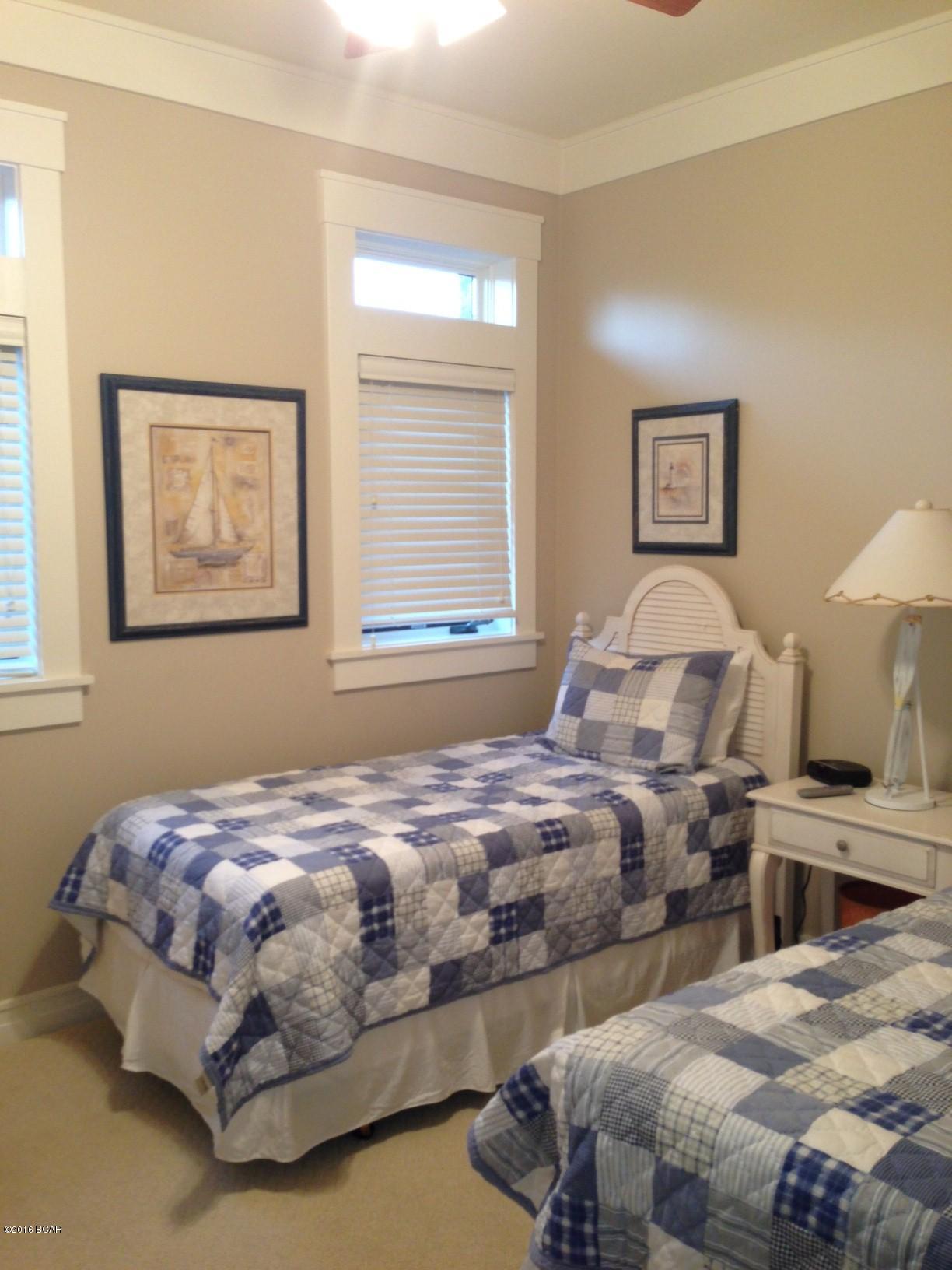 Lakeside Lodge At Prospect Pt - Residential Lease