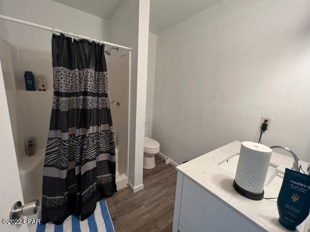 Round Lake - Residential