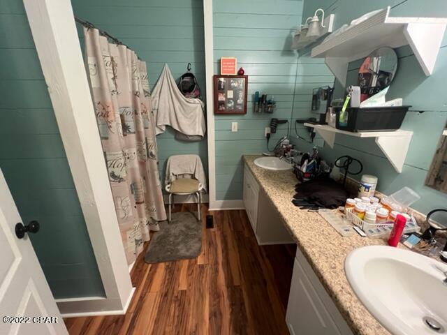 Round Lake - Residential