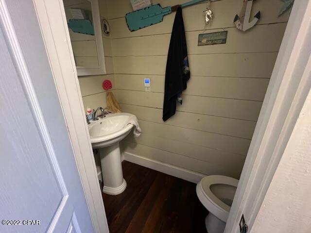 Round Lake - Residential