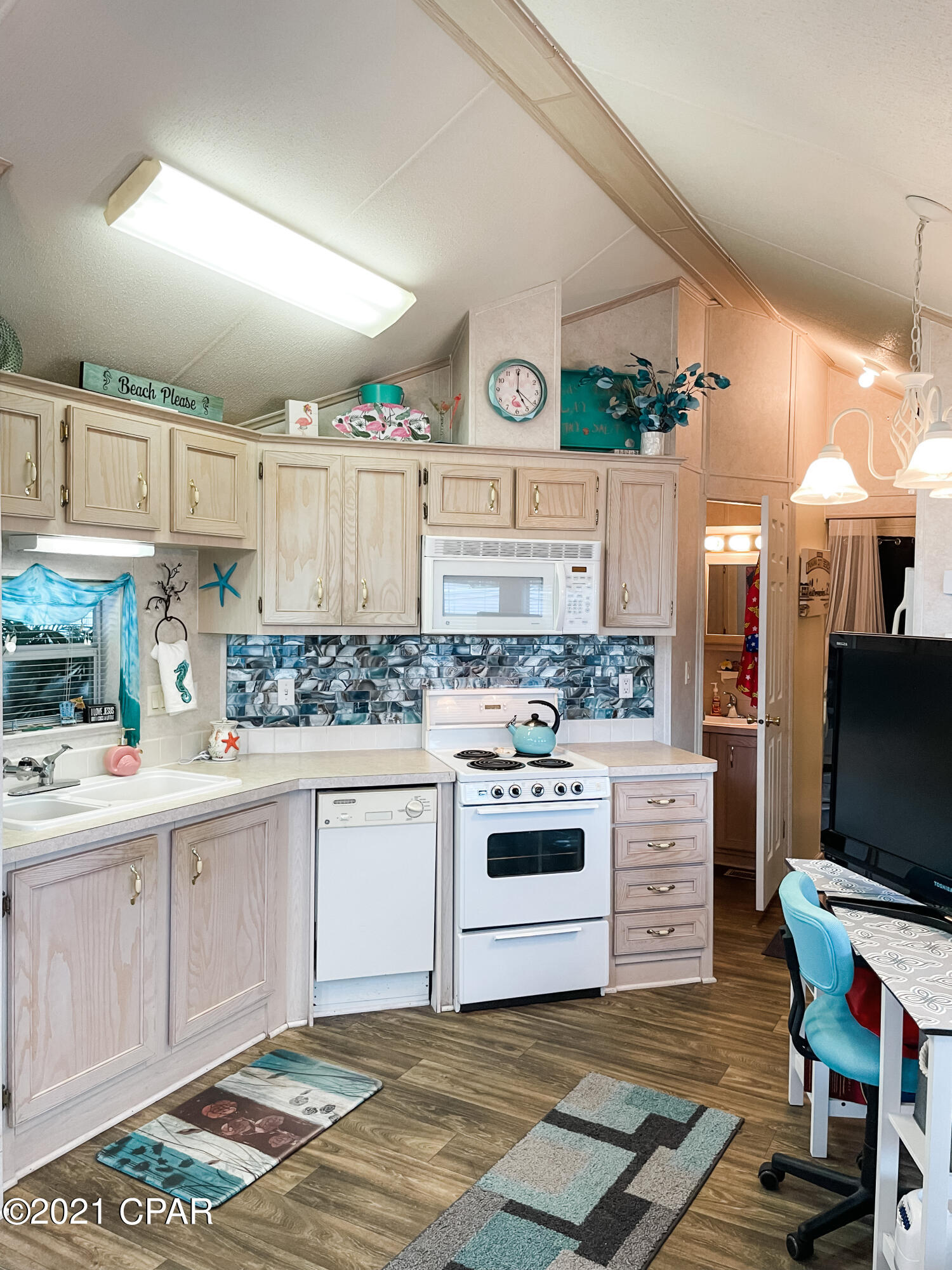 Emerald Pointe Resort - Residential