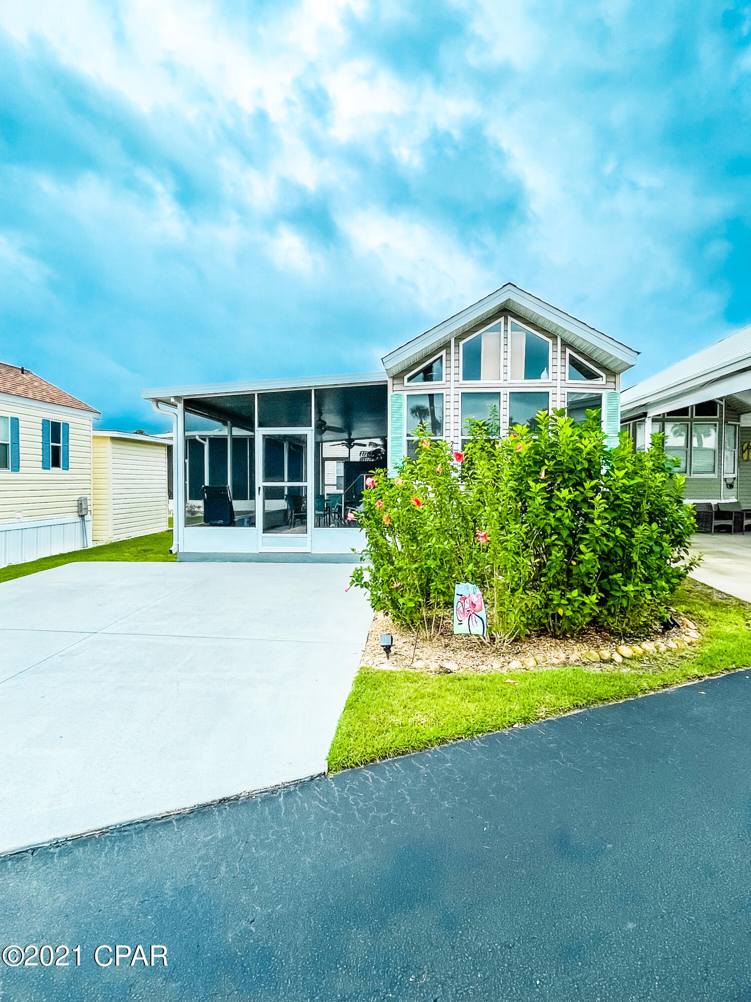 Emerald Pointe Resort - Residential