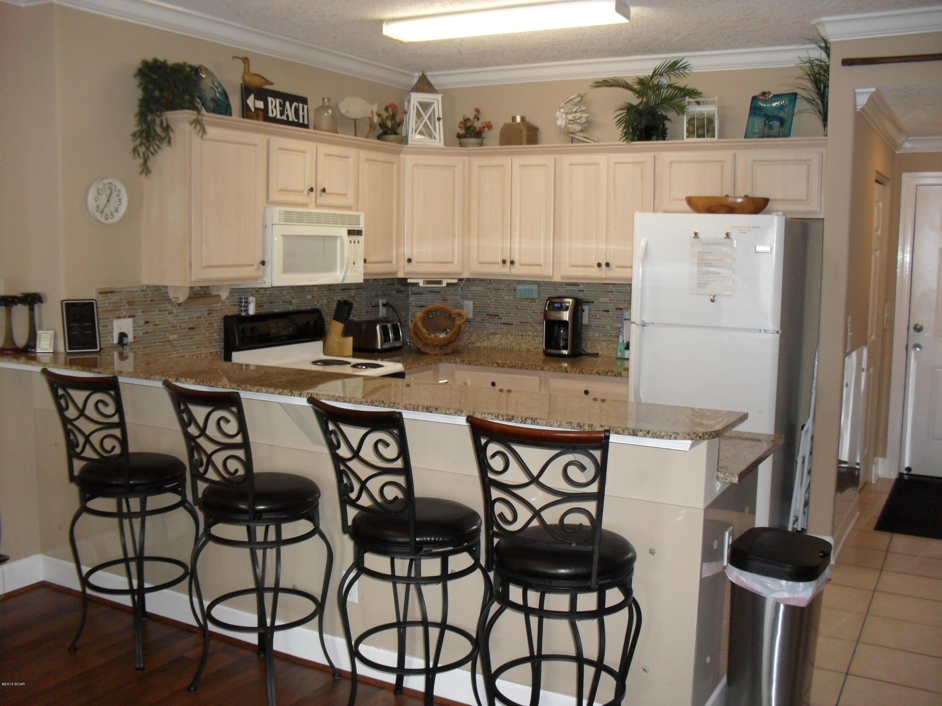 Twin Palms Resort - Residential