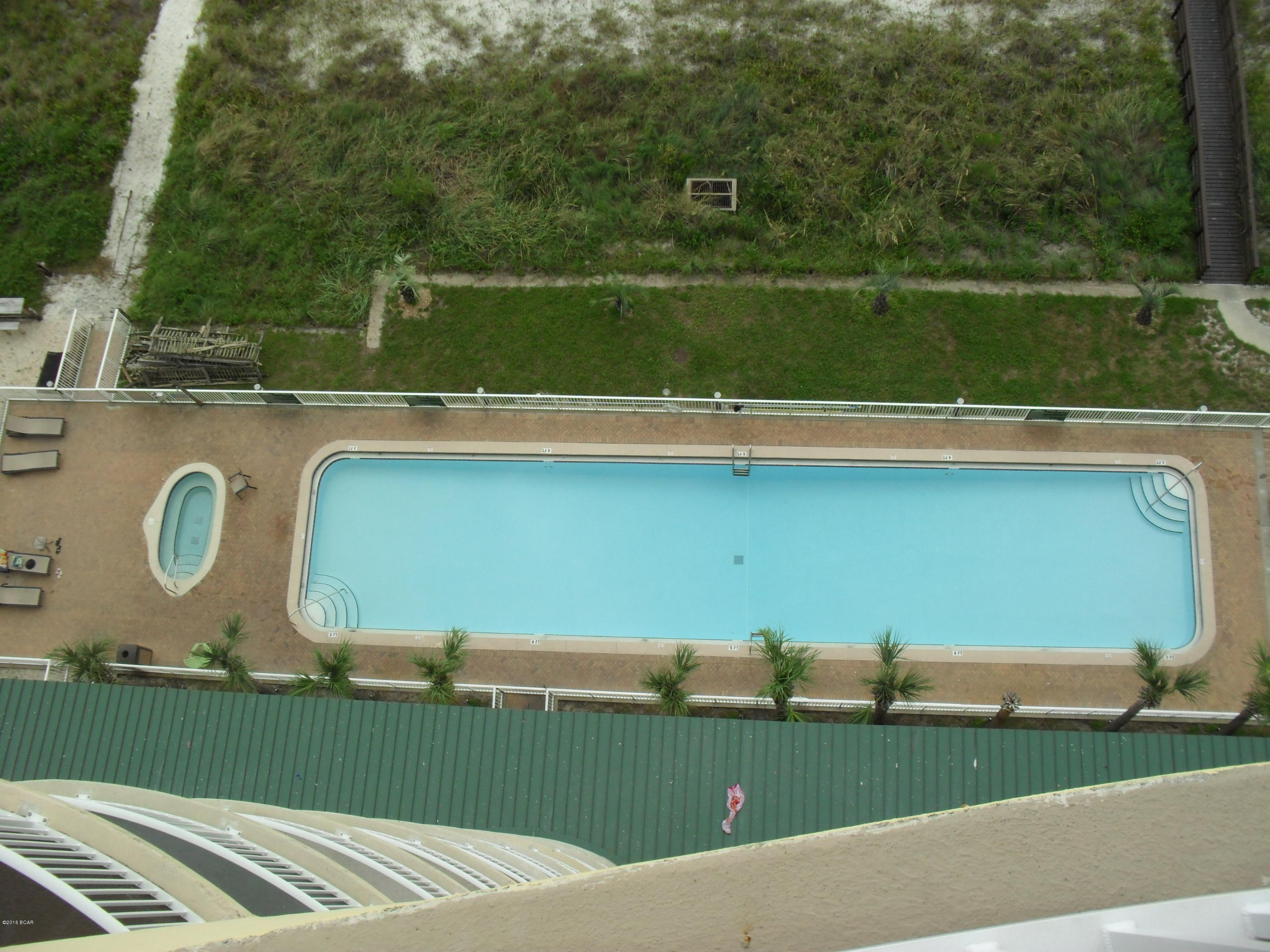 Twin Palms Resort - Residential