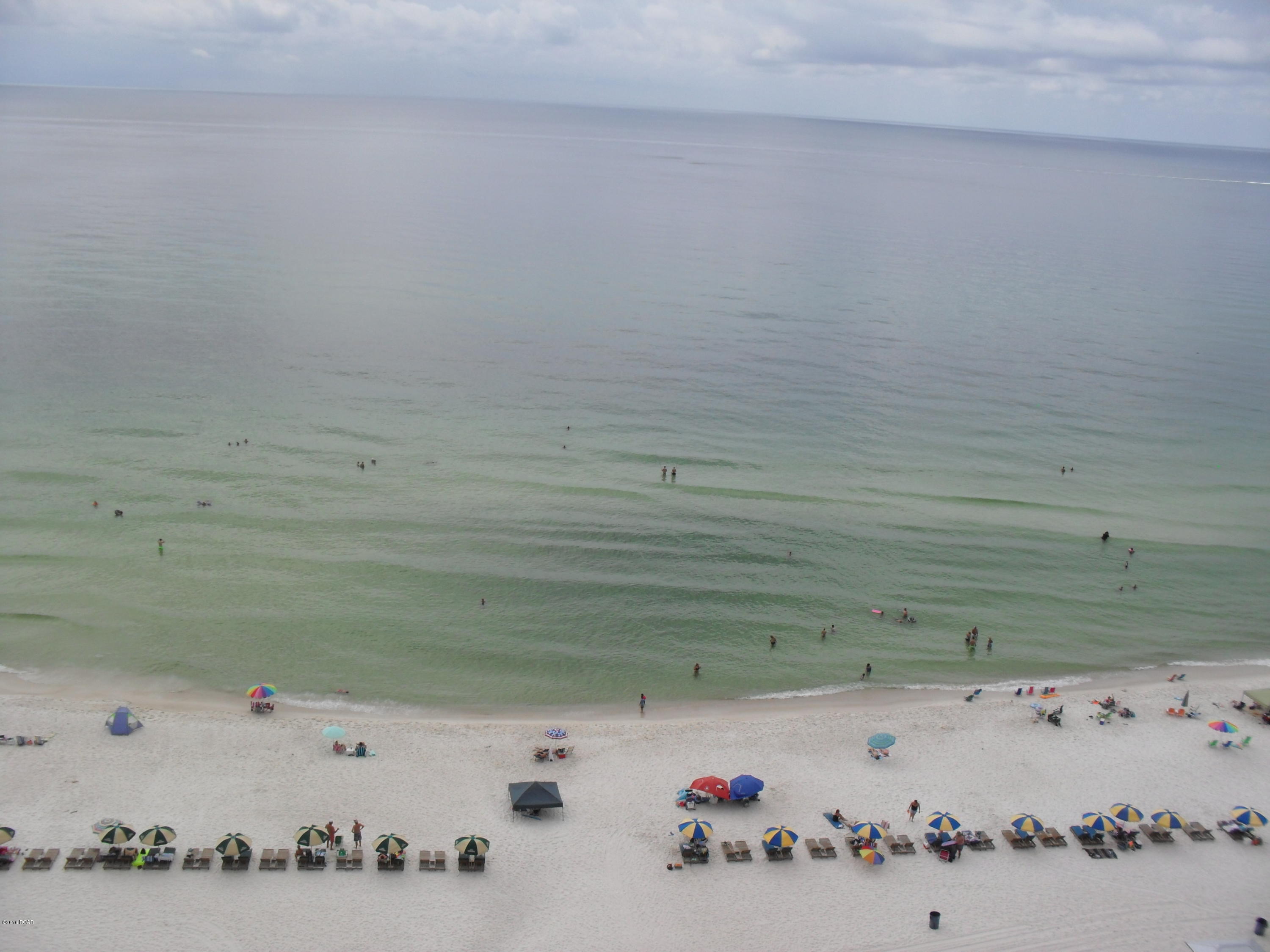 Twin Palms Resort - Residential