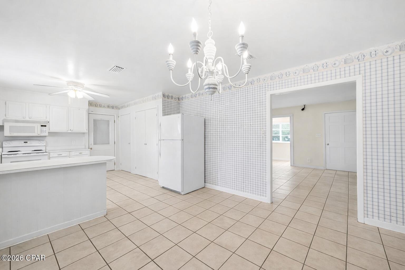 Santa Monica Beach - Residential