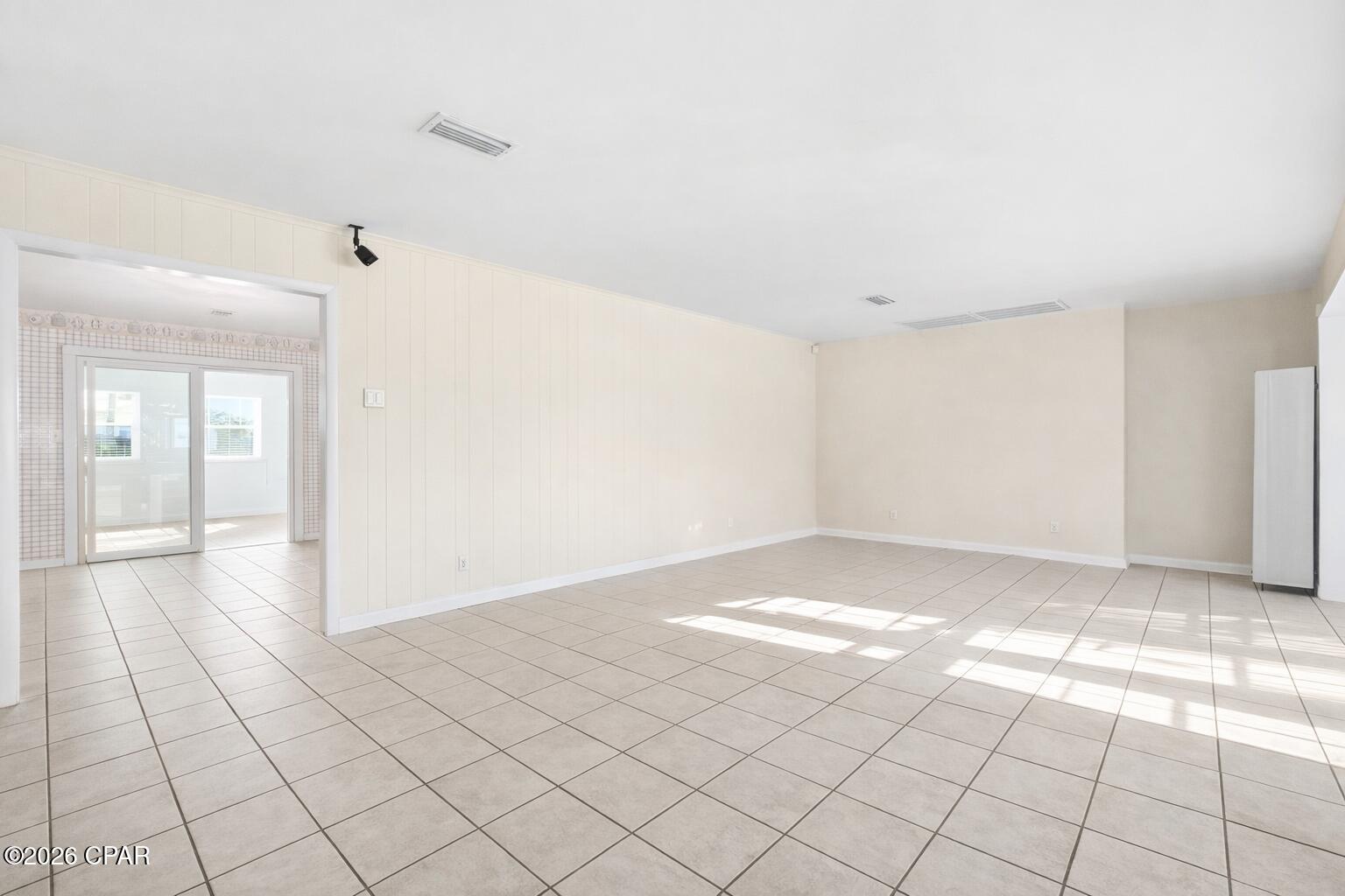 Santa Monica Beach - Residential