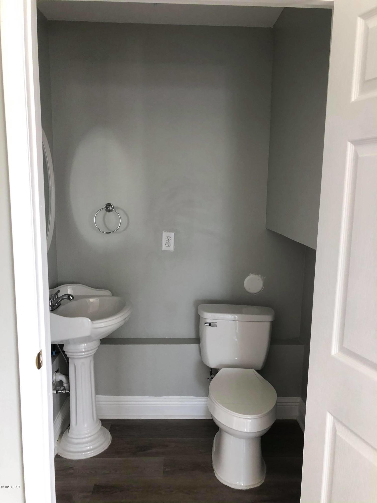 Lake Drive Heights - Residential