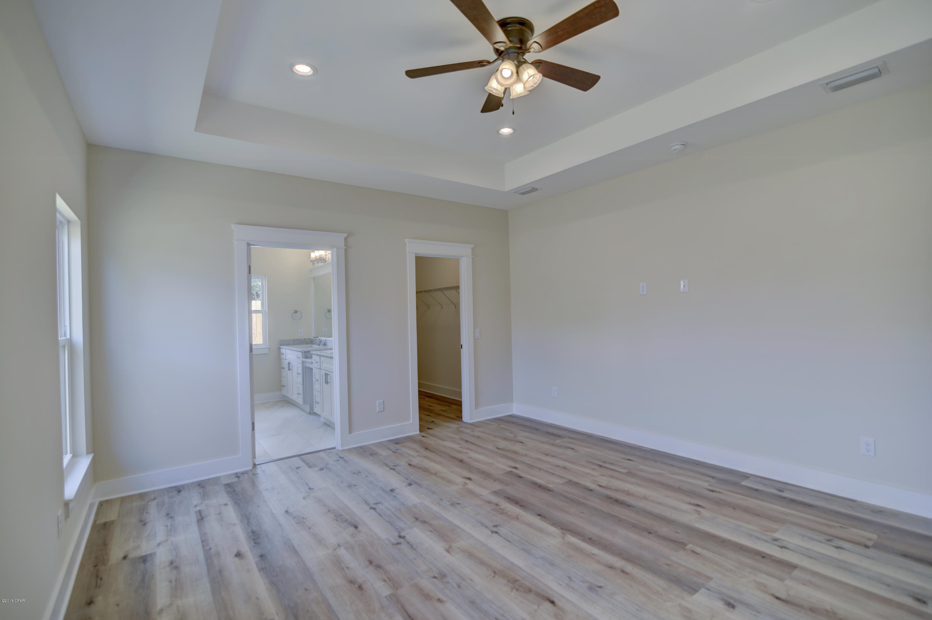 Laguna Beach Plaza - Residential