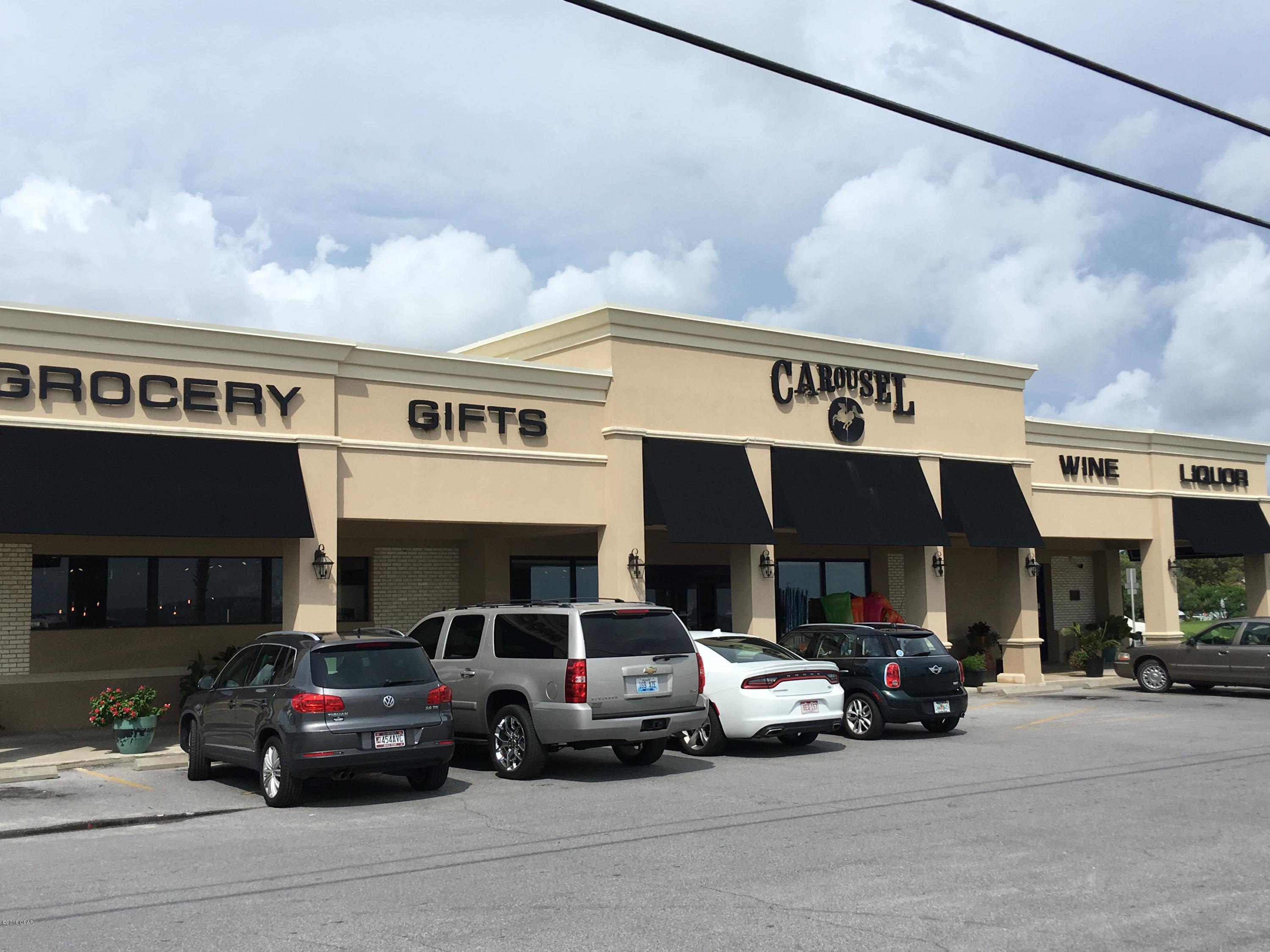 Laguna Beach Plaza - Residential