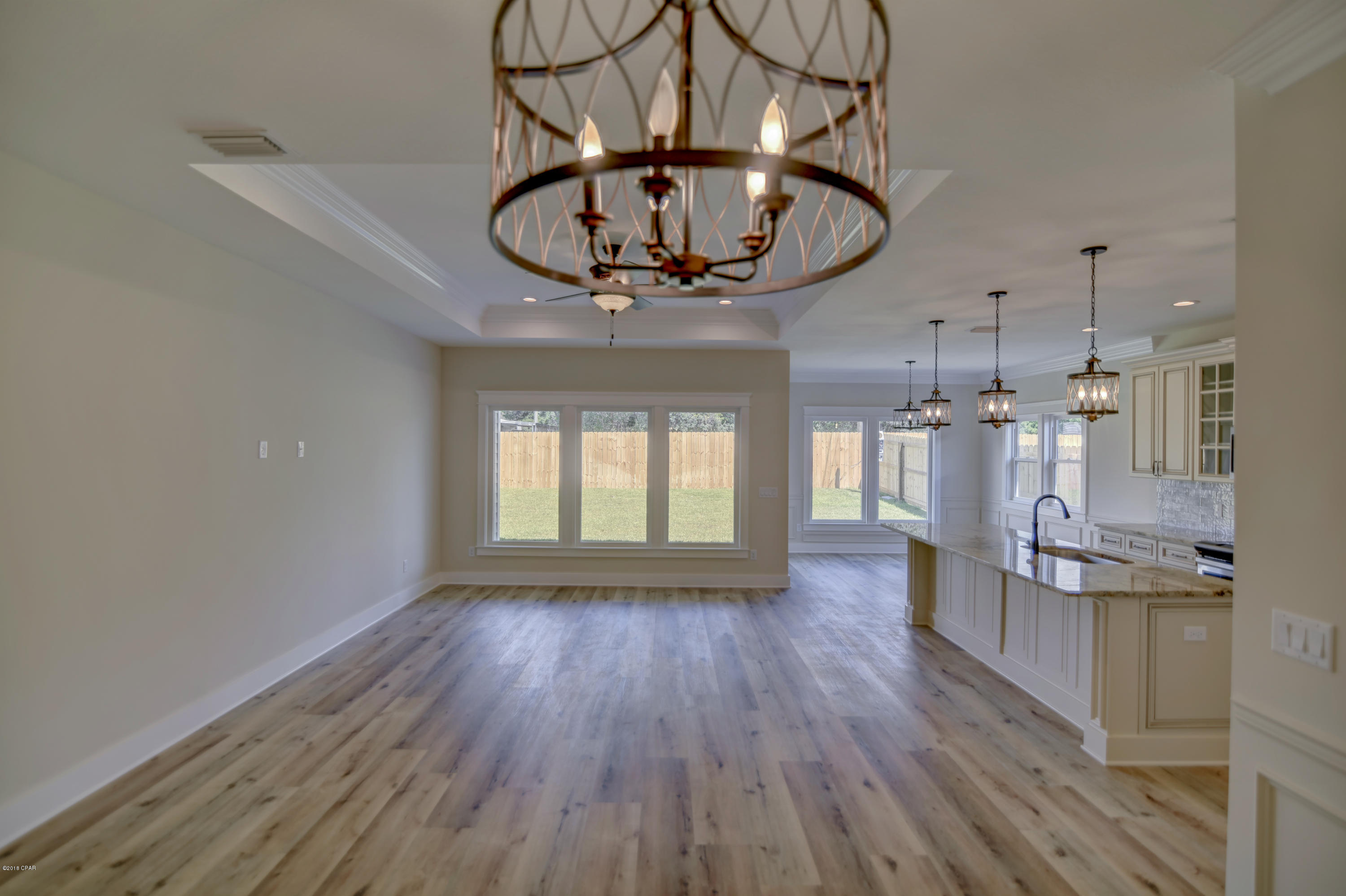 Laguna Beach Plaza - Residential