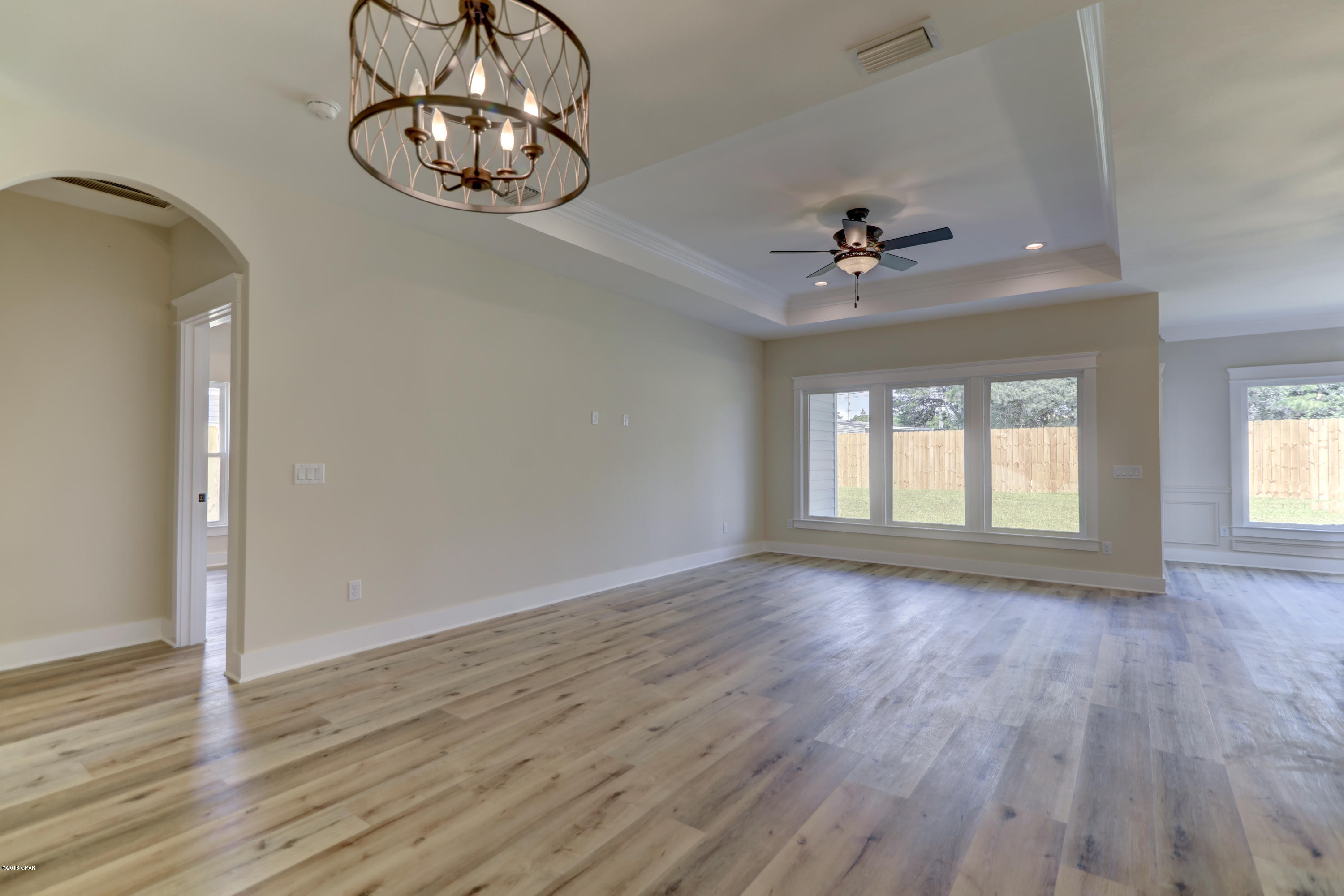 Laguna Beach Plaza - Residential