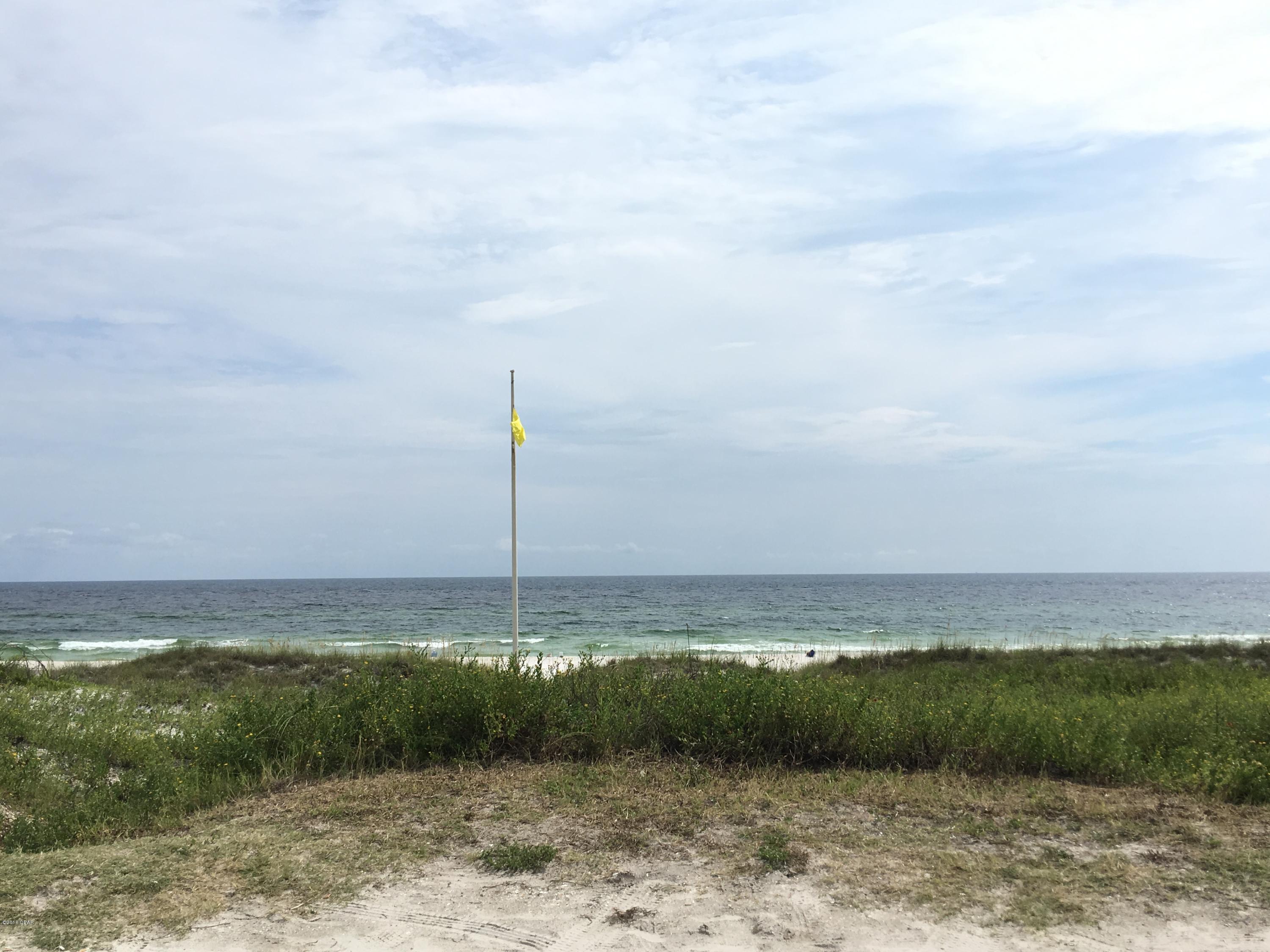 Laguna Beach Plaza - Residential