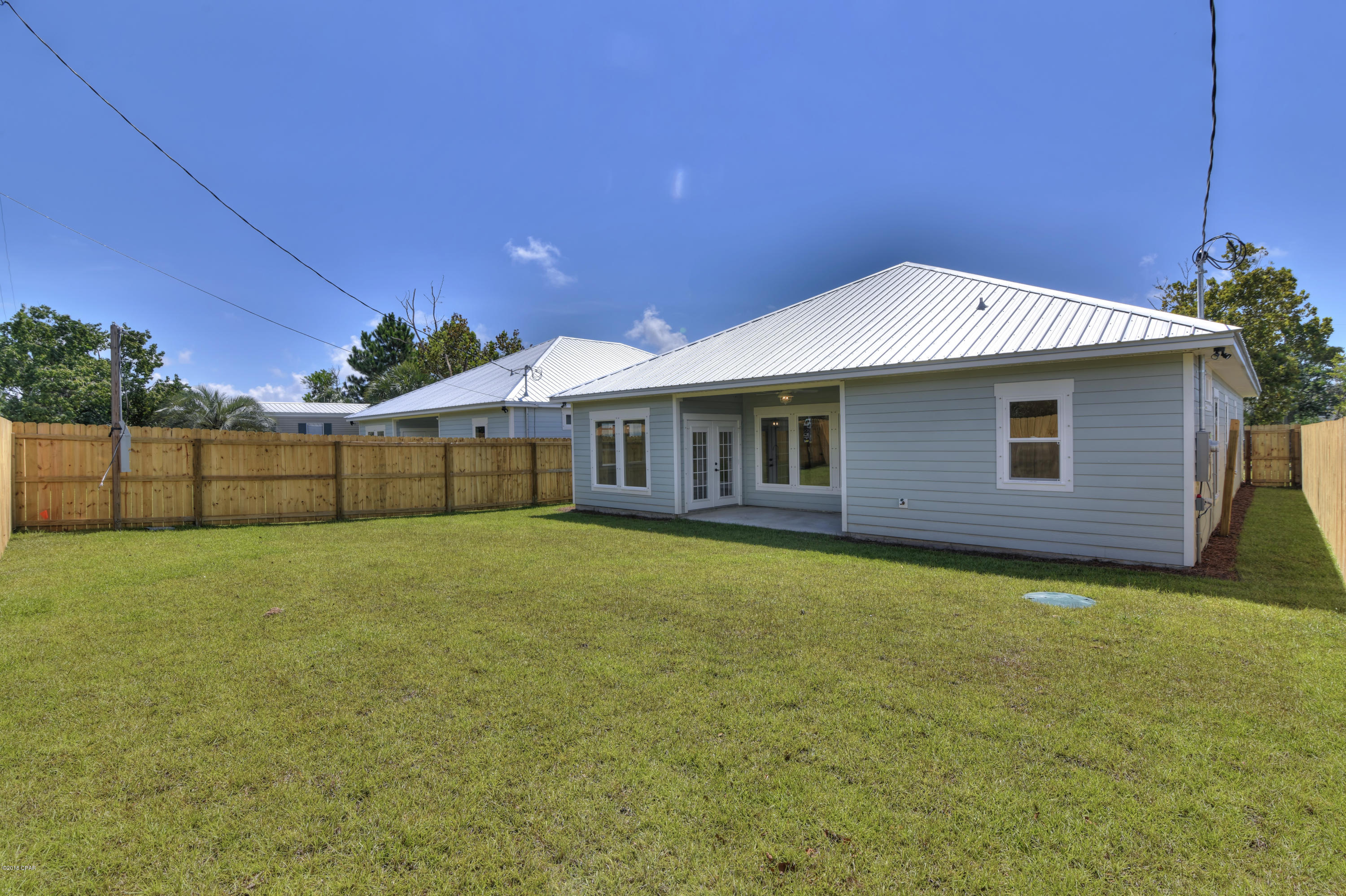 Laguna Beach Plaza - Residential