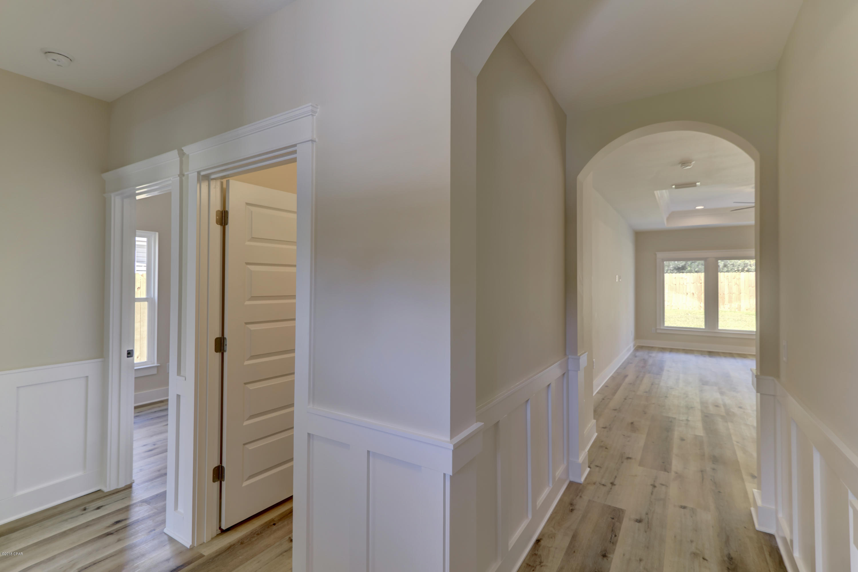 Laguna Beach Plaza - Residential