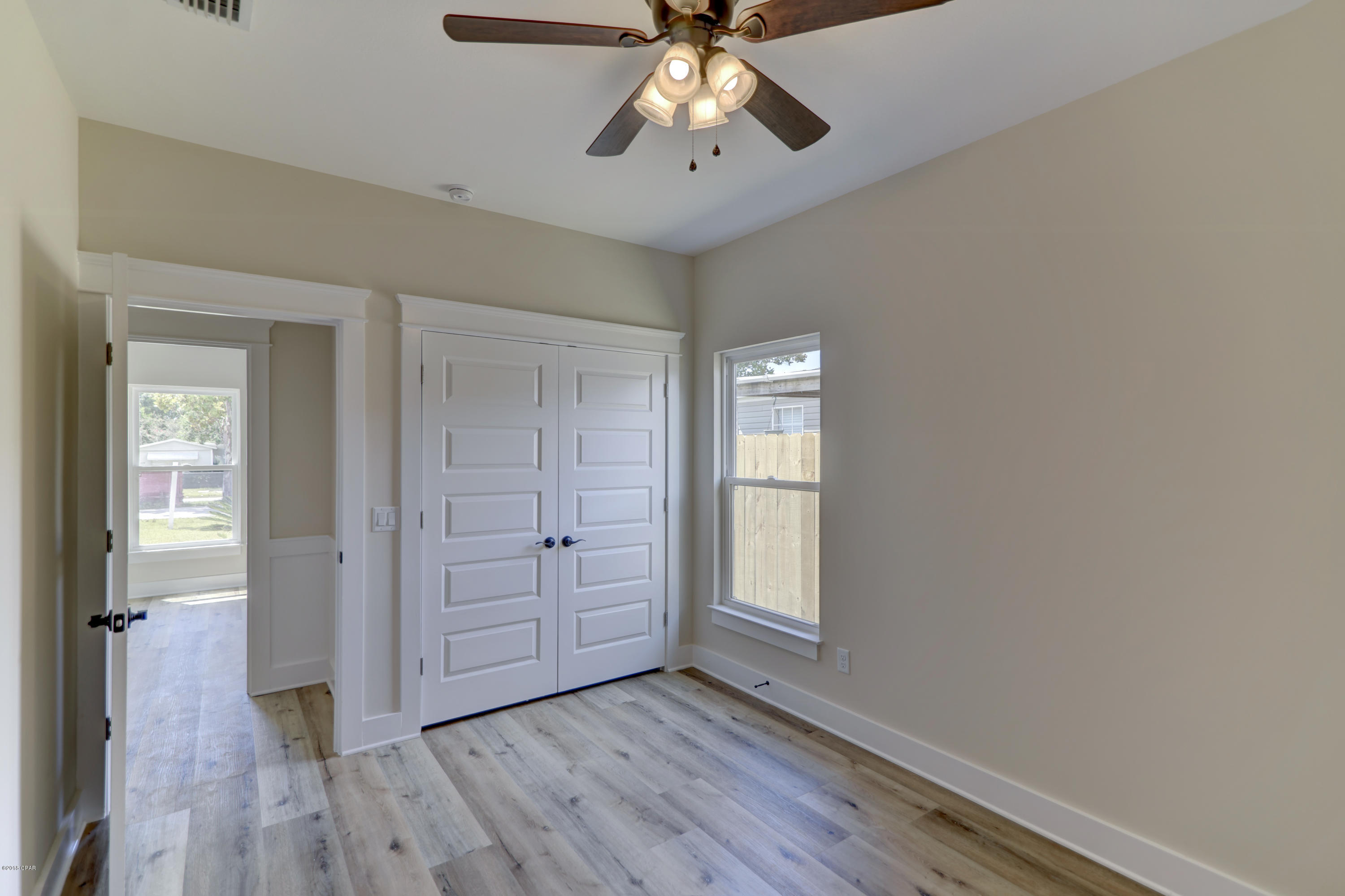 Laguna Beach Plaza - Residential