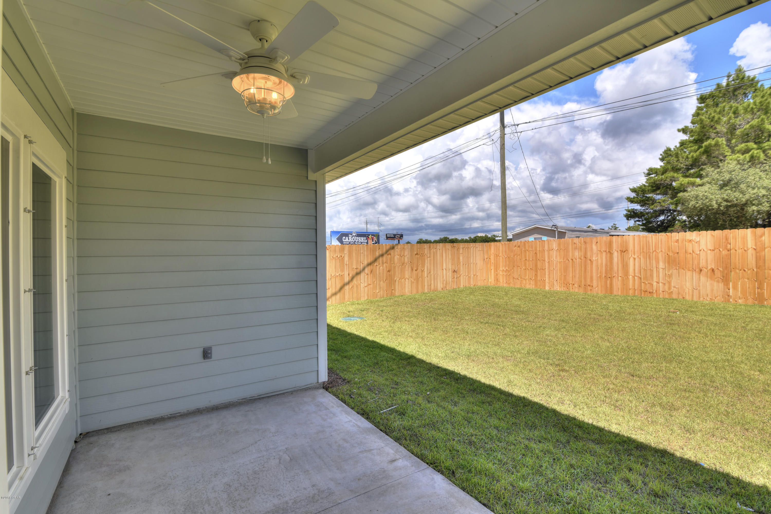 Laguna Beach Plaza - Residential