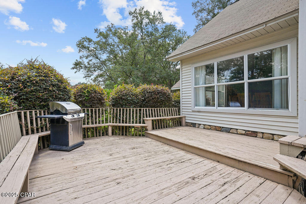 Dogwood Lakes - Residential