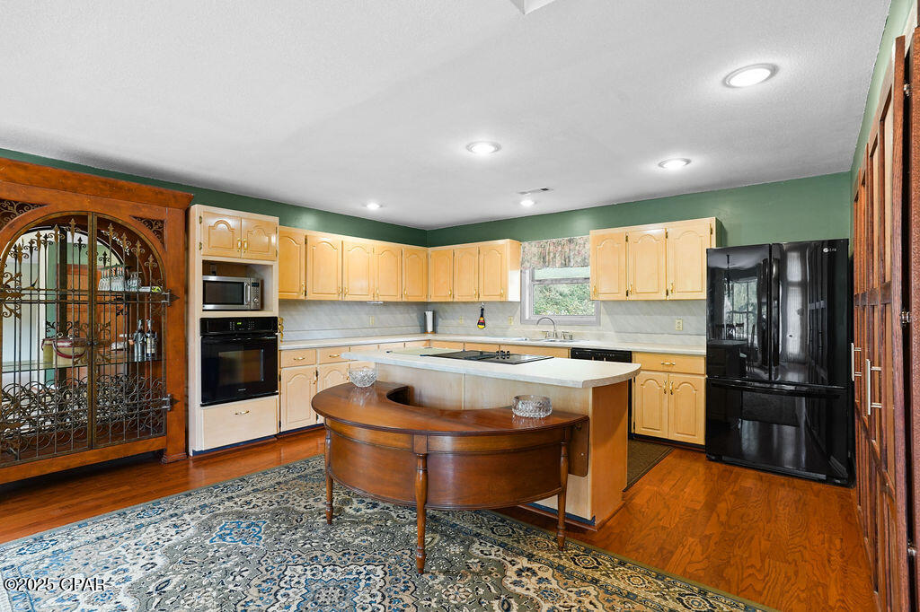 Dogwood Lakes - Residential