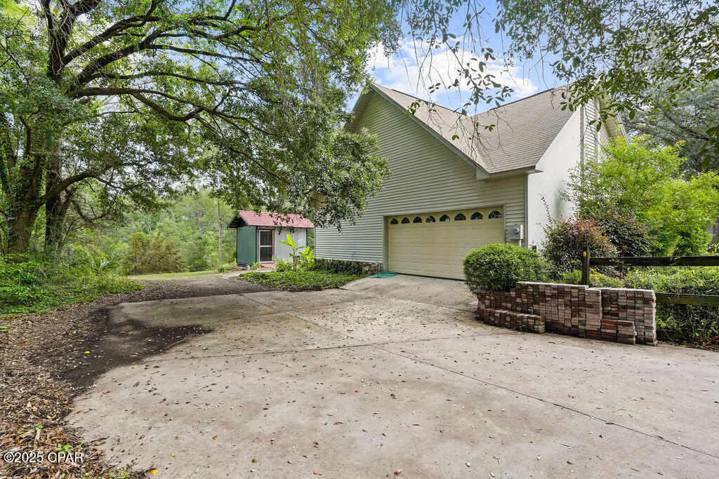 Dogwood Lakes - Residential