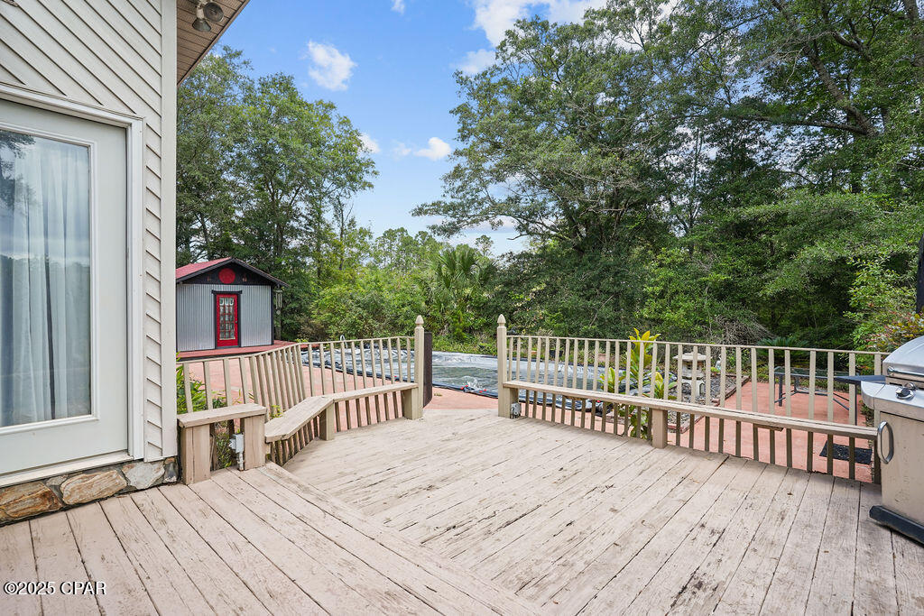 Dogwood Lakes - Residential