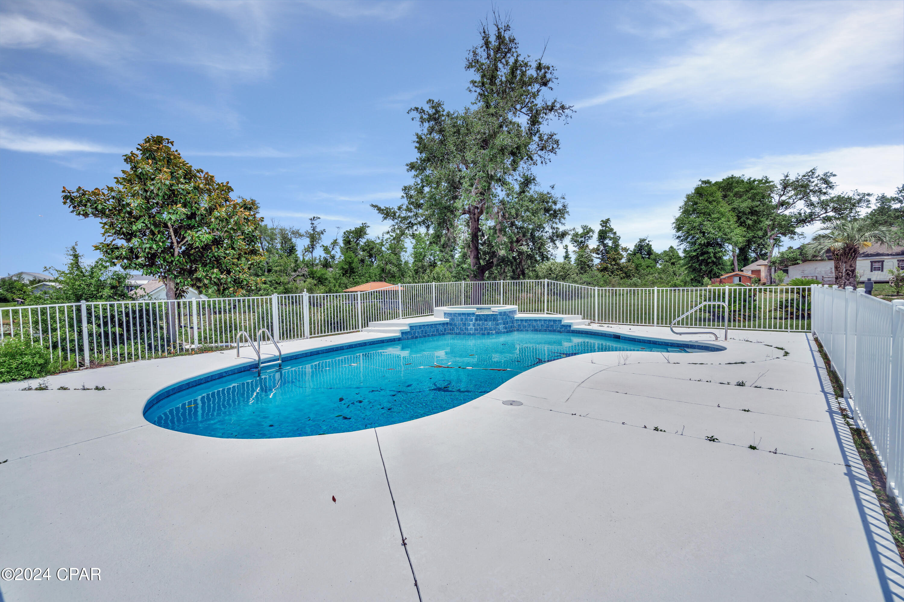 Woodmere - Residential